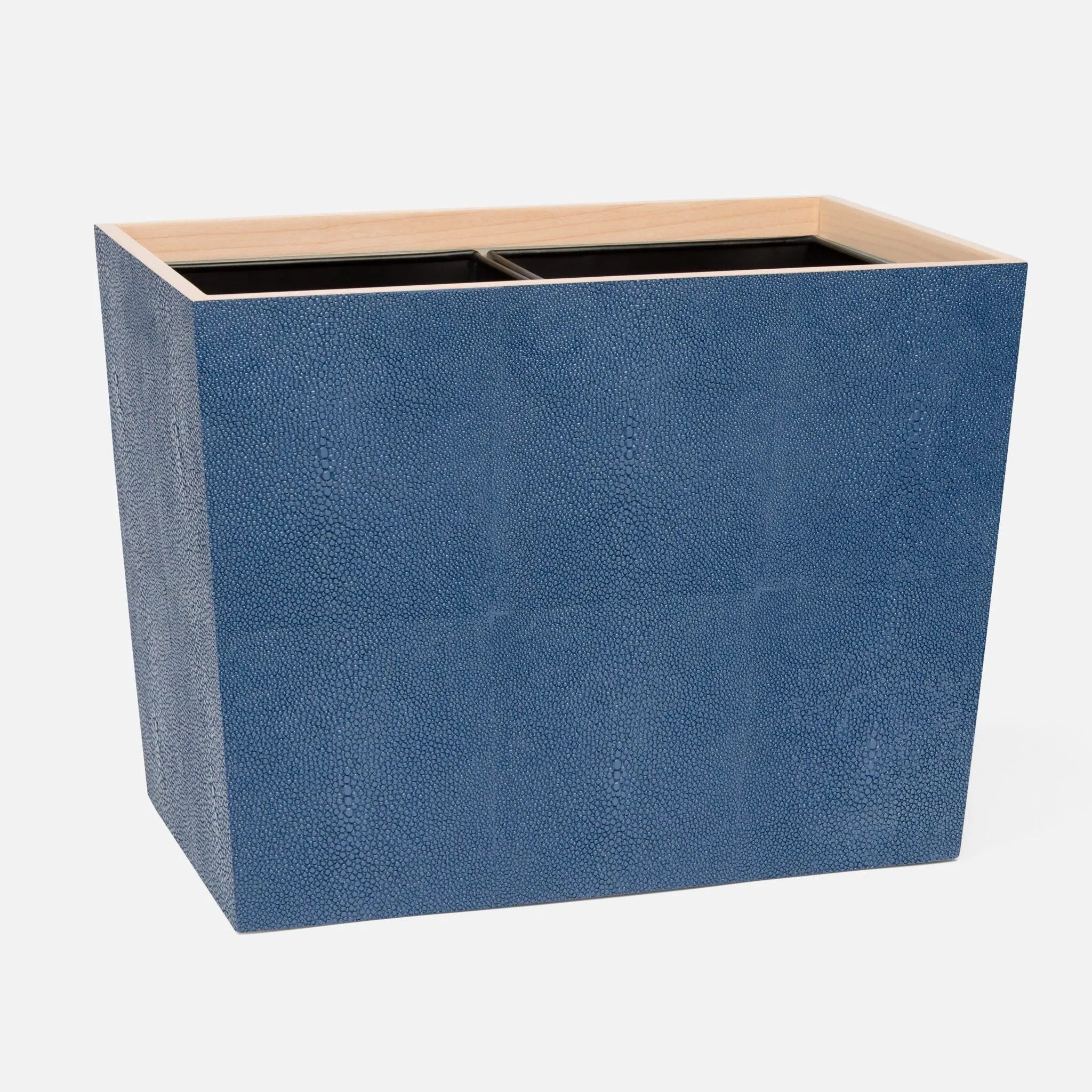 Corbeille à papier double Manchester de Pigeon and Poodle PP001009, bleu marine, imitation galuchat réaliste.
