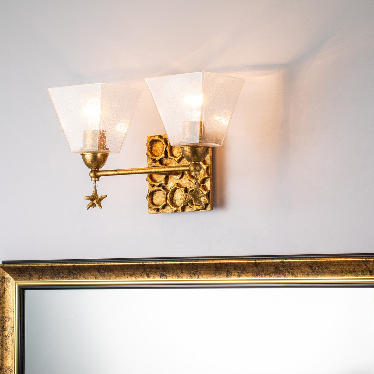 Lucas + McKearn - BB1002G-2 - Applique murale deux lumières - Étoile - Feuille d'or