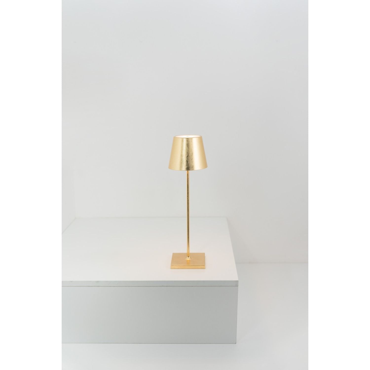 Zafferano - LD0340BFO - LED Table Lamp - Poldina Pro - Gold leaf