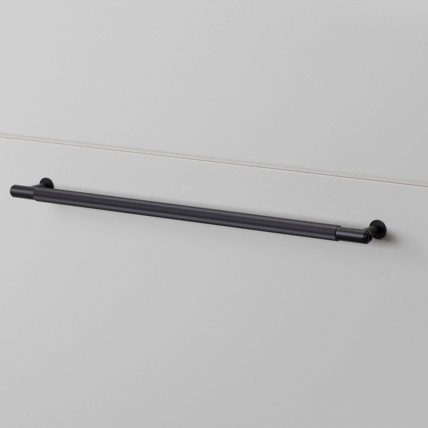 Buster + Punch - UPB-023971 - Pull Bar - Black