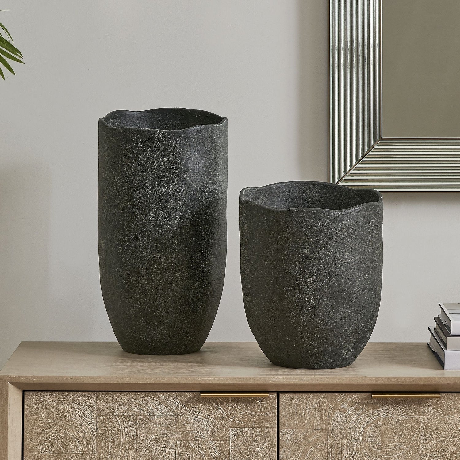 Uttermost - 18324 - Ensemble de 2 vases - Komorebi - Noir mat