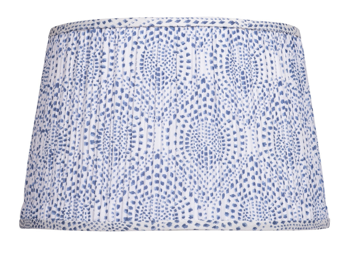 Currey and Company 0900-6020 Abat-jour Lenore en bleu/ivoire