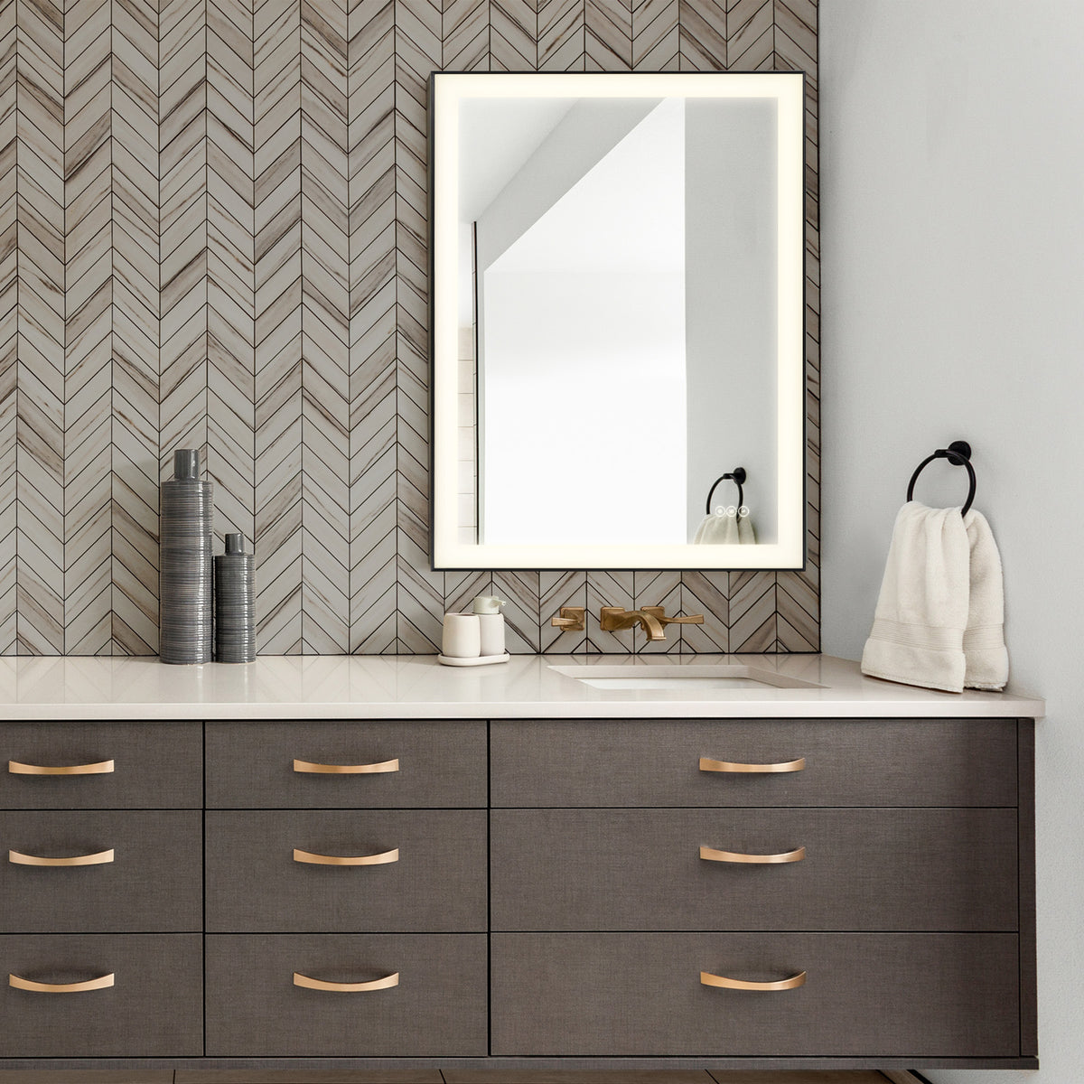 Miroir LED Paulding 2-1229-24X32 de Savoy House, noir