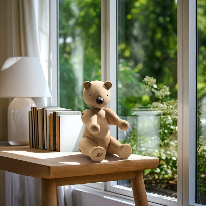 Kay Bojesen 39537 Bear Wooden Figurine in Oak/Maple