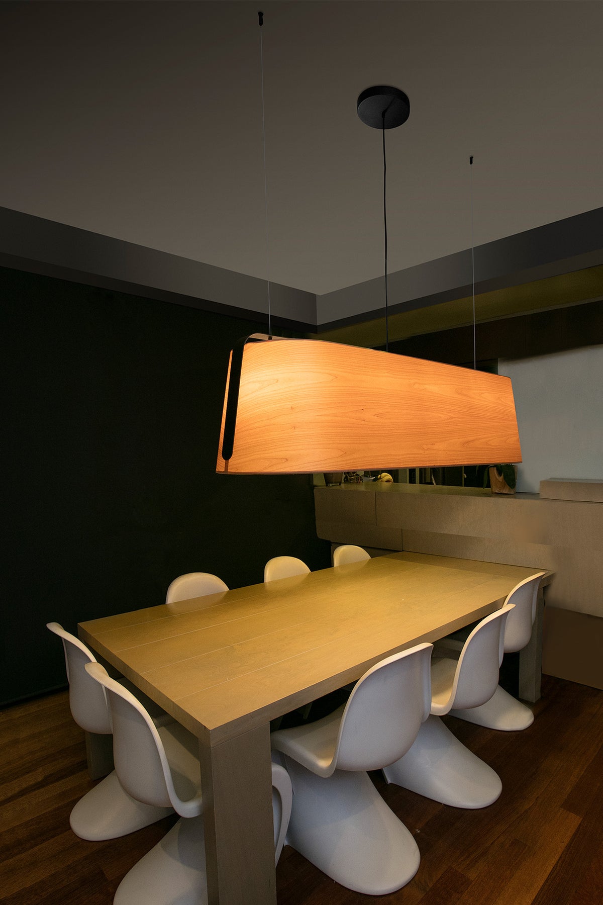 Faro Barcelona 29849-US Stood 5-Light Linear Suspension in Black/Wood