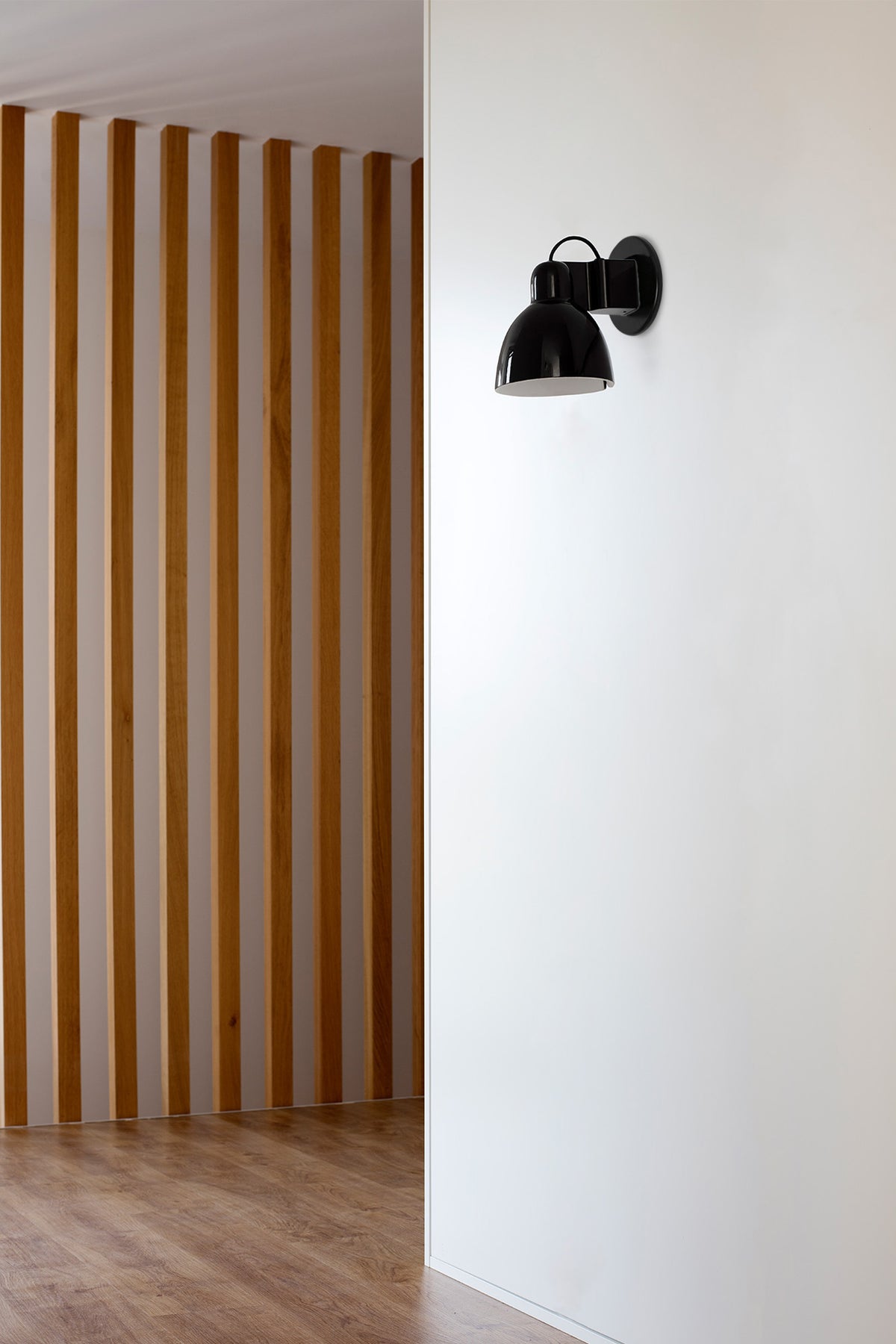 Faro Barcelona 64271-US Venice Wall Sconce in Black