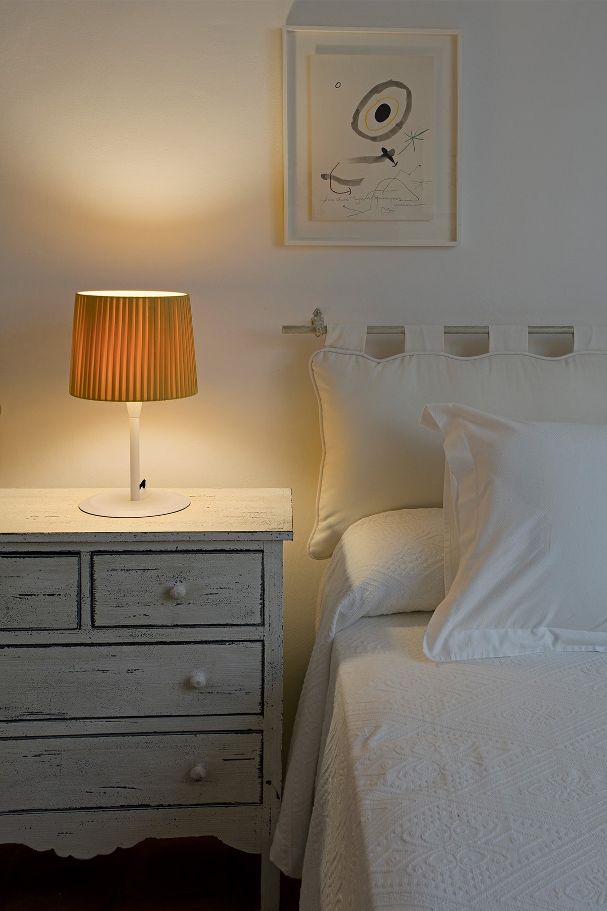 Faro Barcelona 64310-39-US Samba Table Lamp in White/Ribbon Yellow