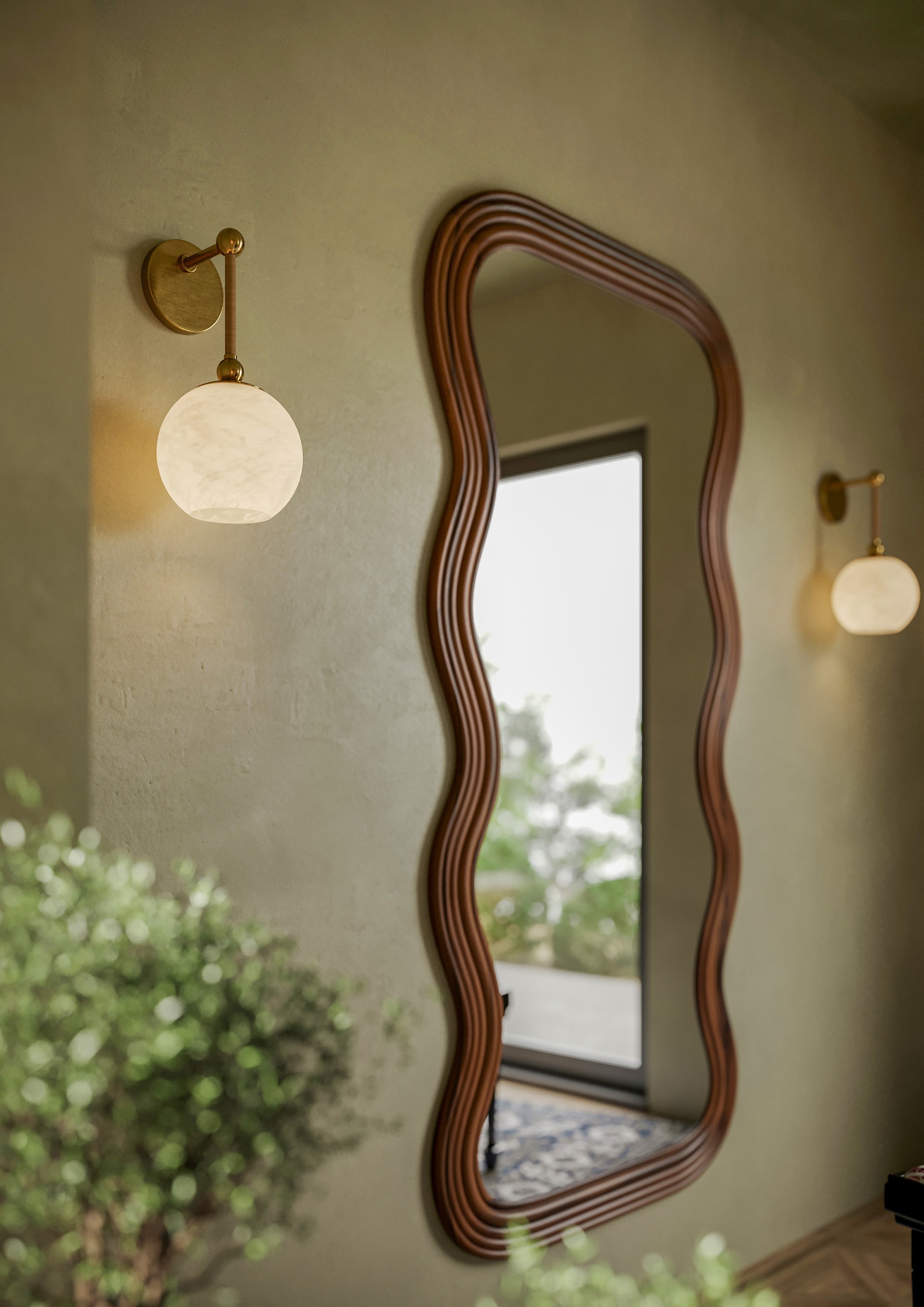Mitzi H1040101-AGB Abbie Wall Sconce in Aged Brass