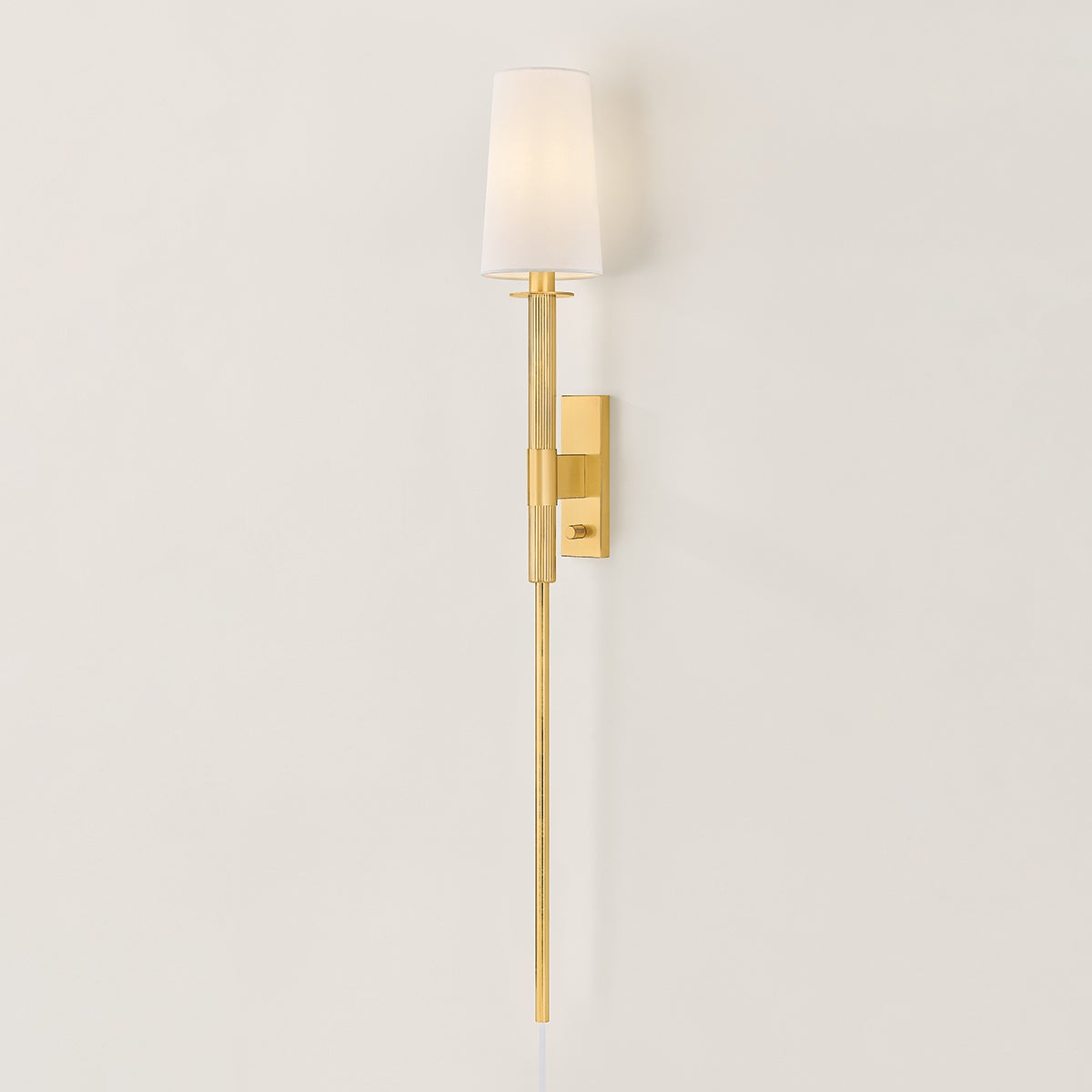 Mitzi HL1067101-AGB Ginny Plug-In Sconce in Aged Brass