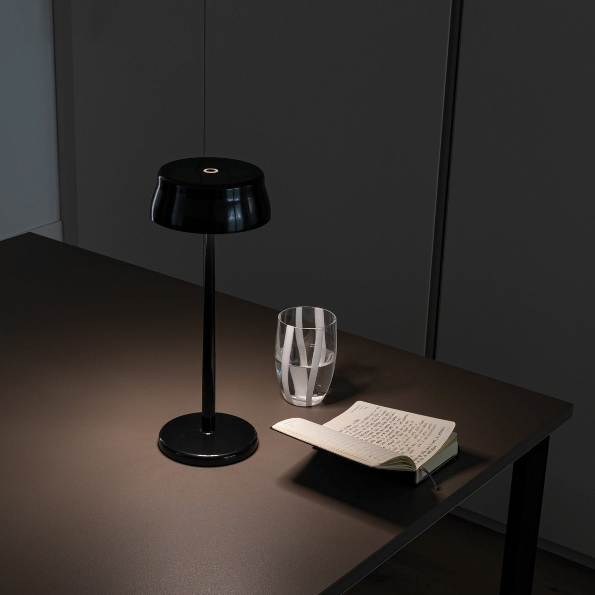 Zafferano Amérique - Sister Light Wi-Fi Lampe de table - LD1080D3 | Montreal Luminaire & Quincaillerie