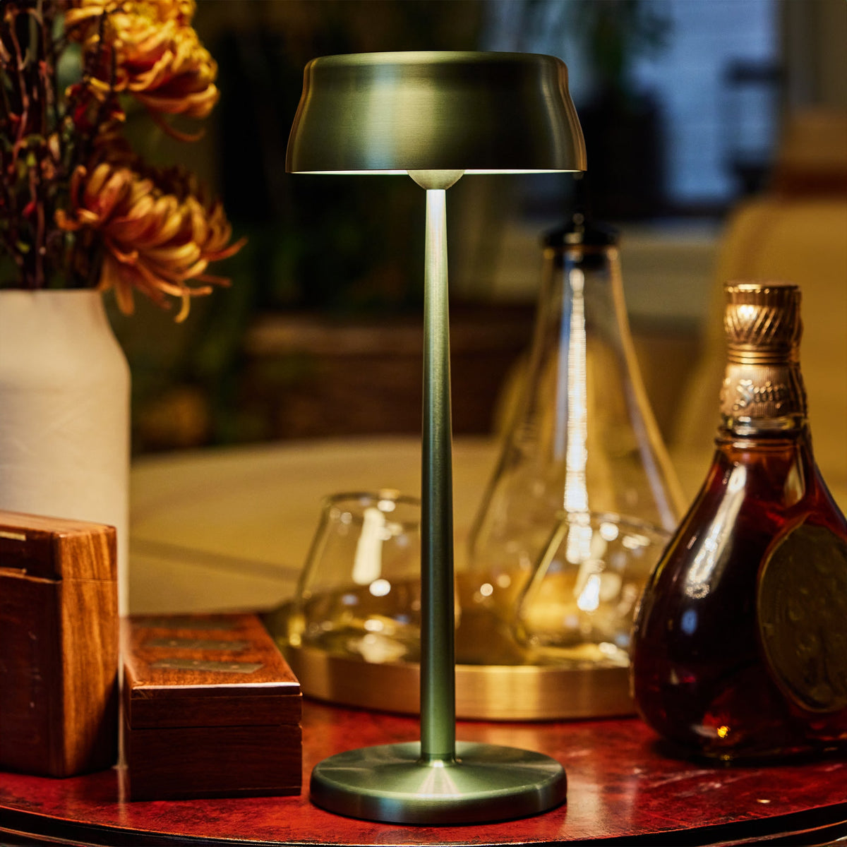 Zafferano Amérique - Sister Light Wi-Fi Lampe de table - LD1080V3 | Montreal Luminaire & Quincaillerie