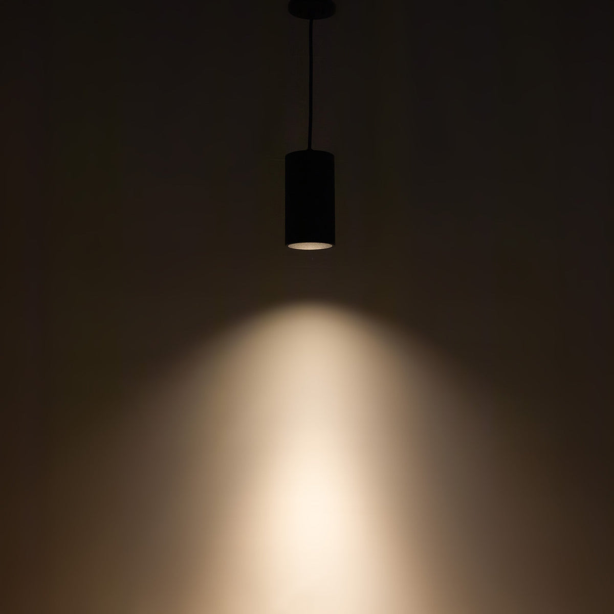 Kuzco Lighting LD4-PD08W20-3036-BK-UNV-010 Lorna LED Pendant in Black