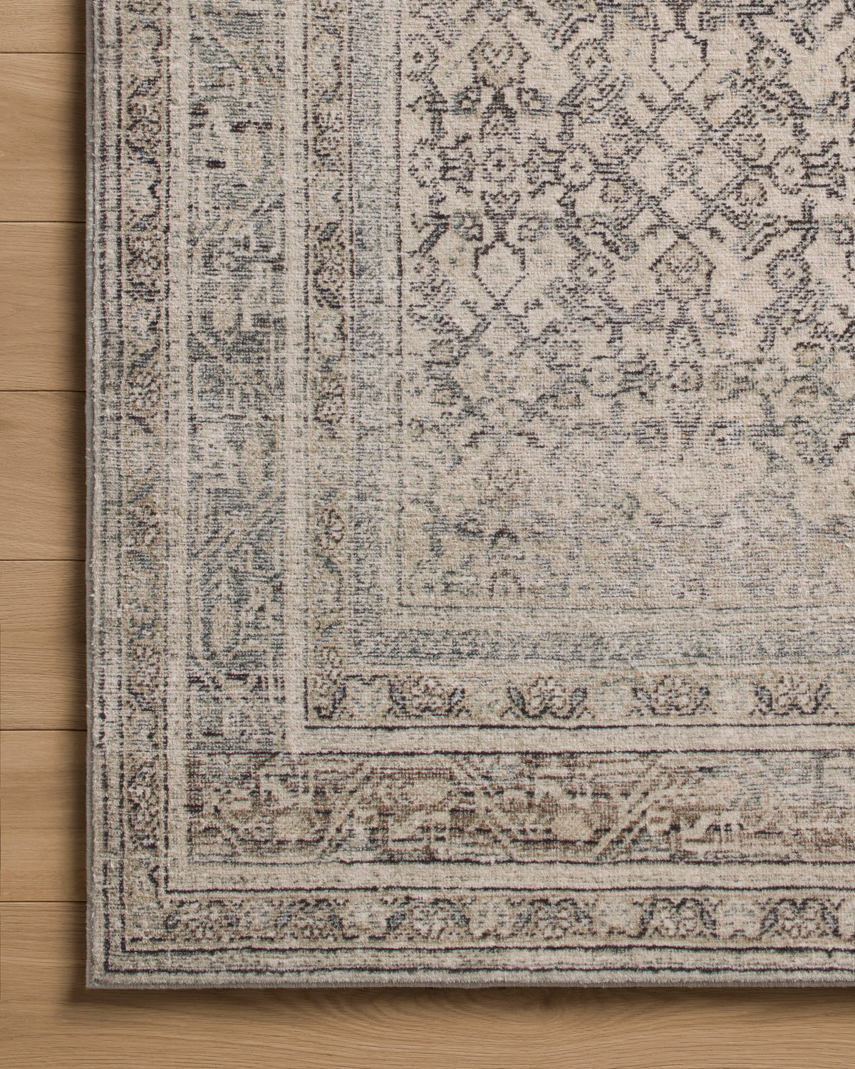 Loloi Rugs MARGMAT-08IVSL Margot MAT-08 Ivory / Slate Area Rug in Ivory / Slate