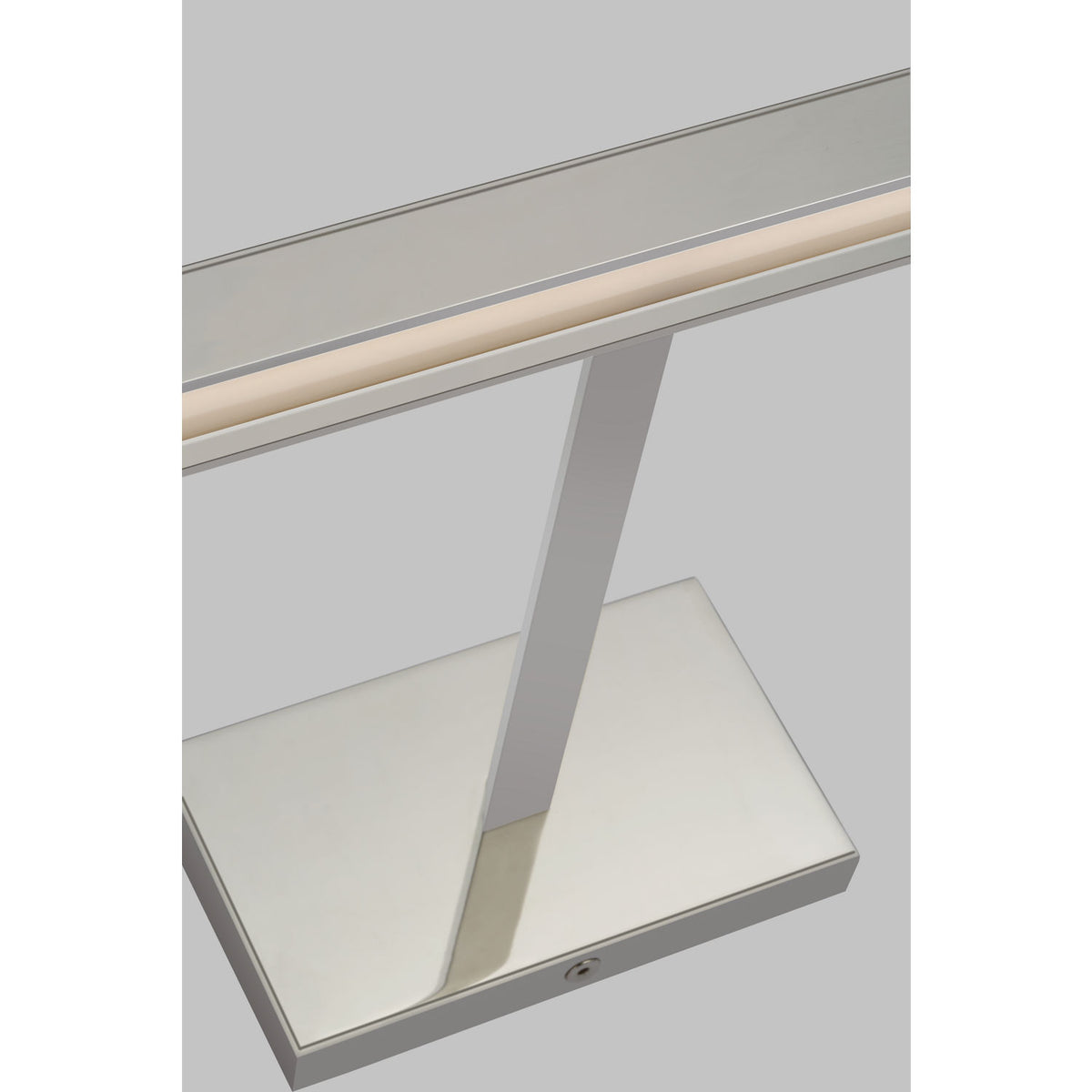 Lampe pour tableau Dessau 700DES24N-LED930 de la collection Visual Comfort Modern