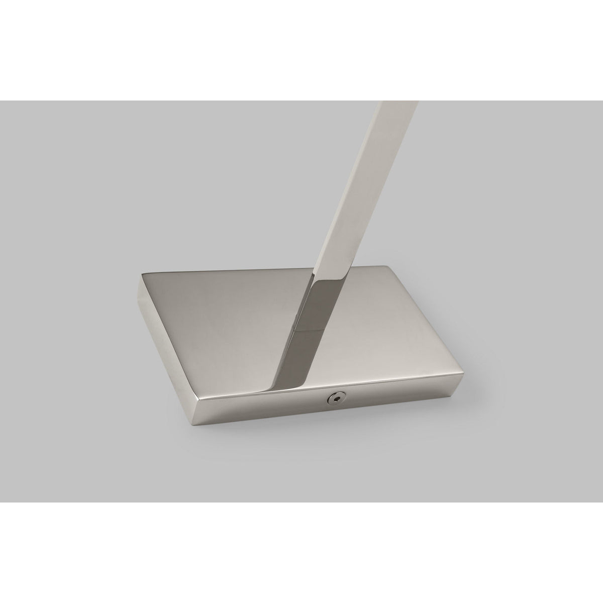 Lampe pour tableau Dessau 700DES36N-LED930 de la collection Visual Comfort Modern
