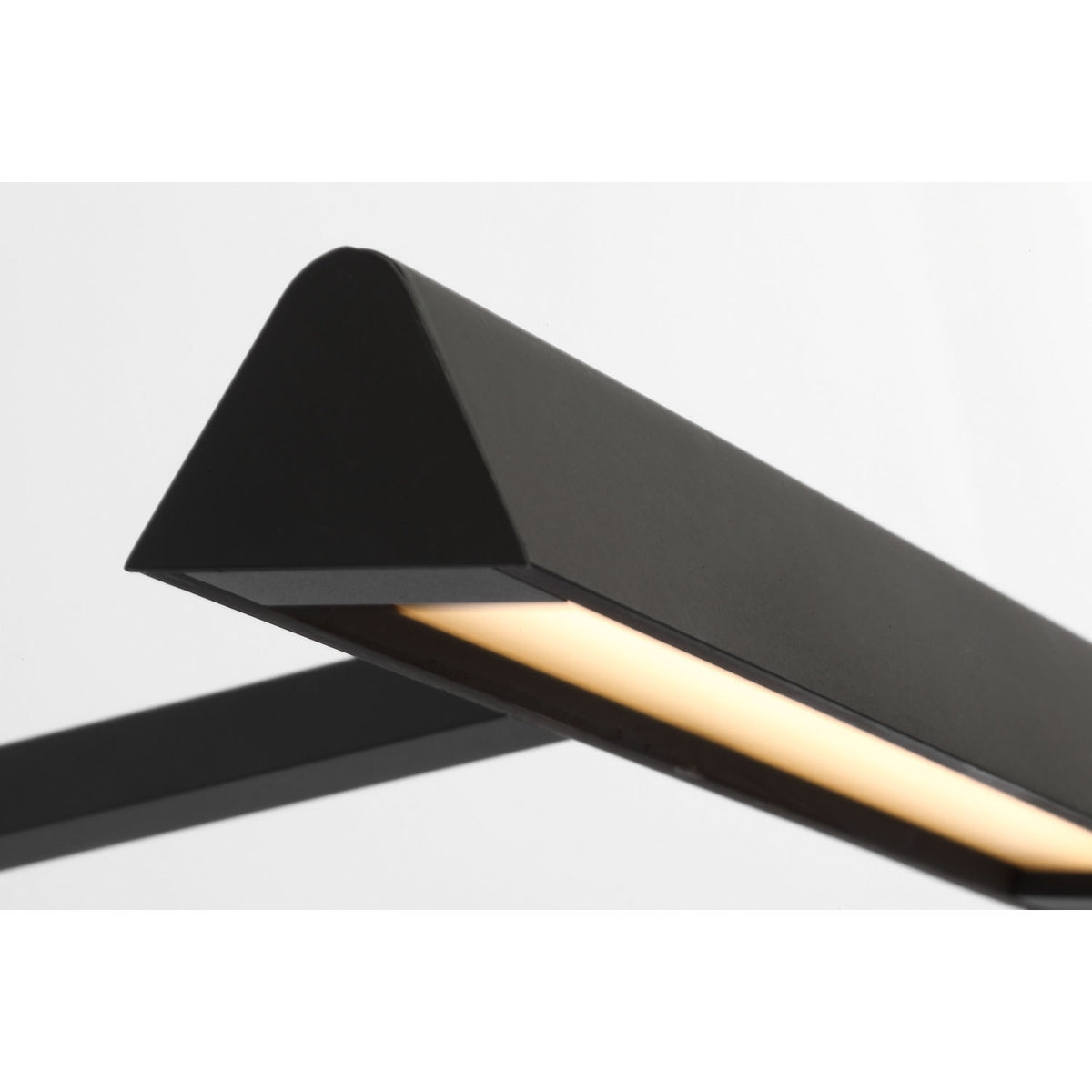Lampe pour tableau Dessau 700DES8B-LED930 de la collection moderne Visual Comfort