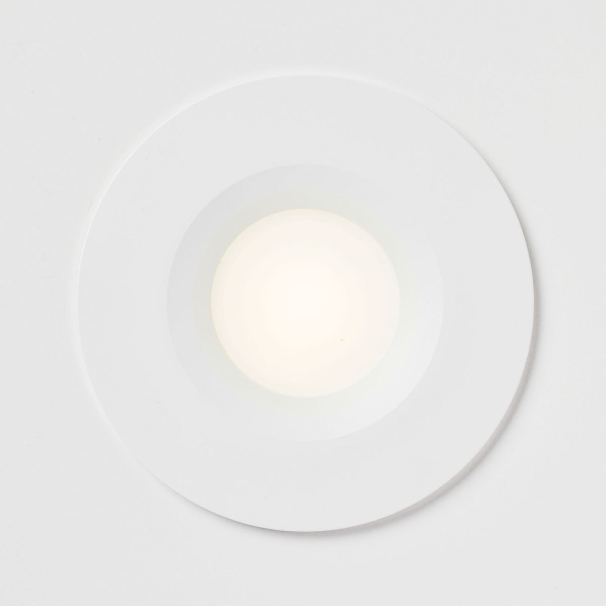 Generation Lighting AV4RR-3000K-WT Avara 4" Regressed Round LED Downlight
