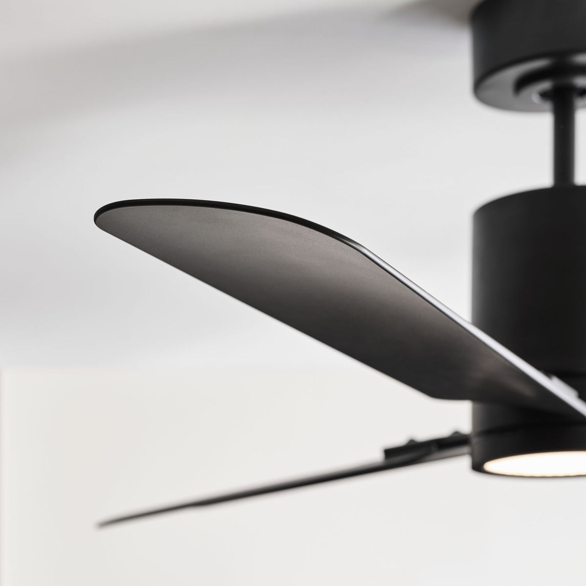 Confort visuel Ventilateur Collection 3CCSM54MBKD Cleancut Smart LED Ceiling Ventilateur