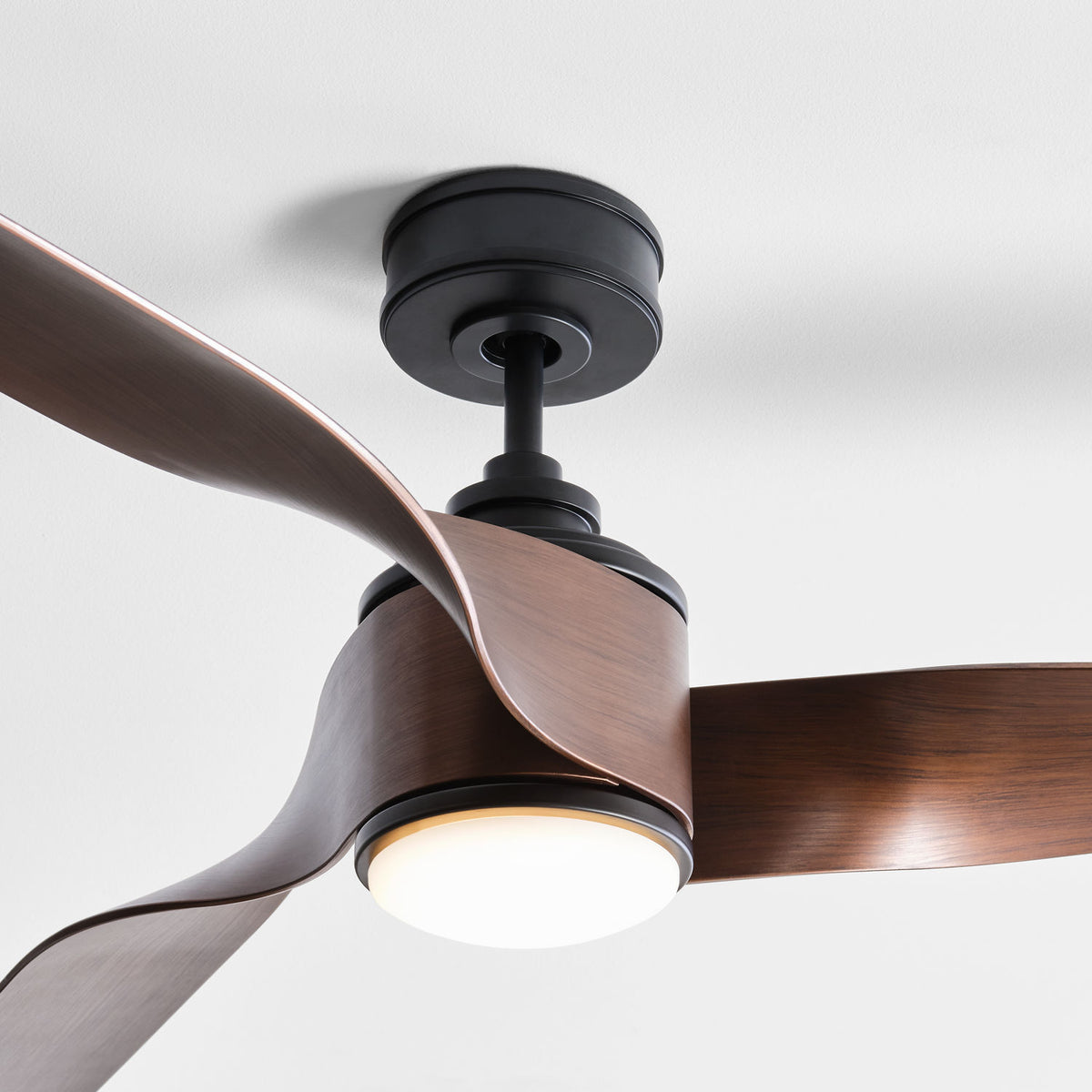 Confort visuel Ventilateur Collection 3TOSM60MBKDWD Touro Smart 60" LED Ceiling Ventilateur
