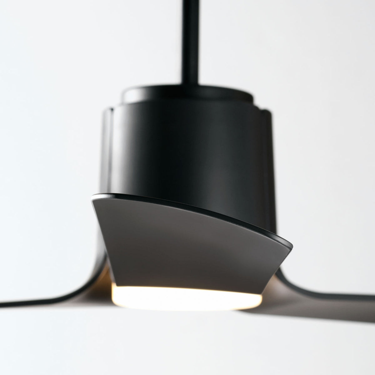 Confort visuel Ventilateur Collection 3PESM52MBKD Plafond LED intelligent Peel Ventilateur