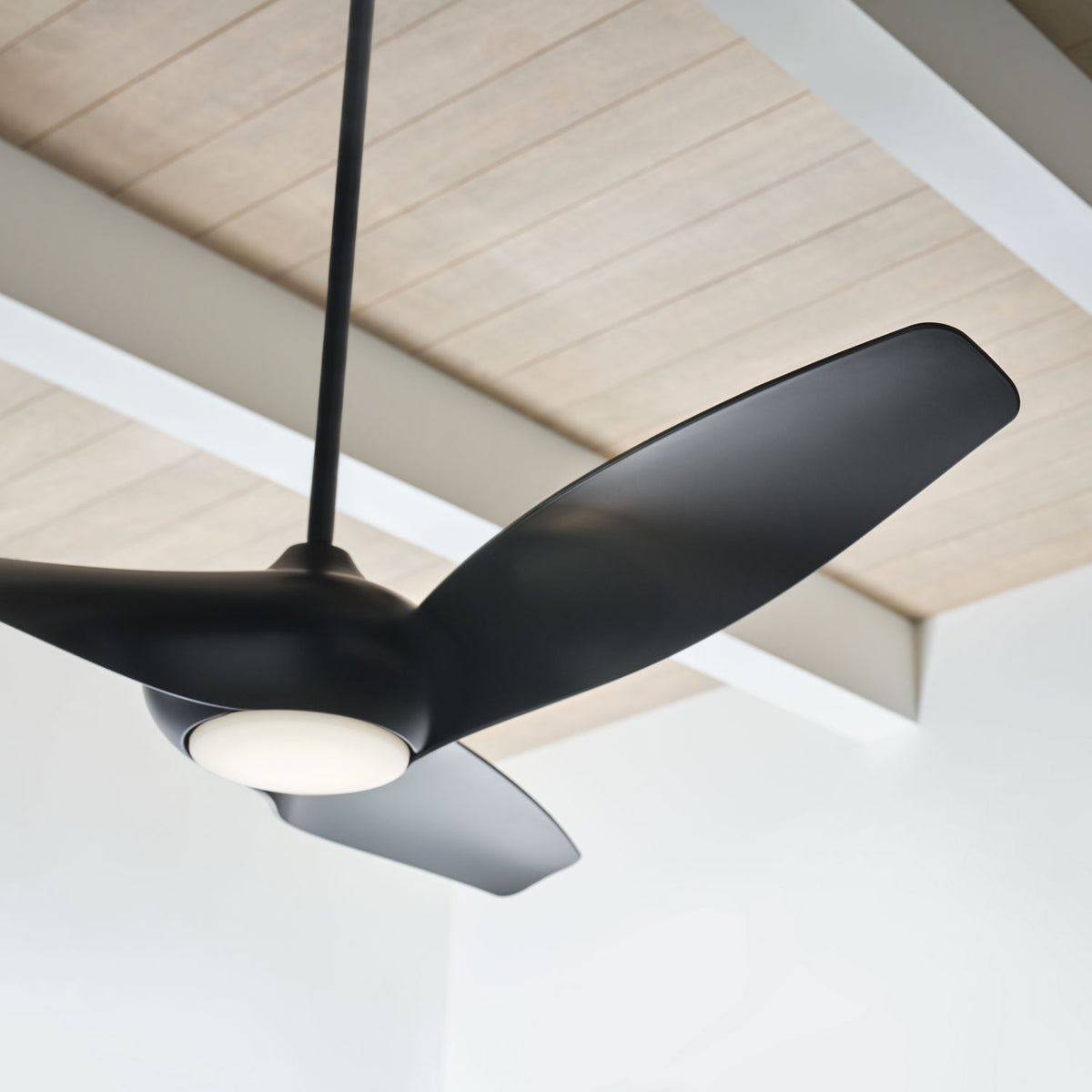 Confort visuel Ventilateur Collection 3TNSM52MBKD Topan Smart LED Ceiling Ventilateur