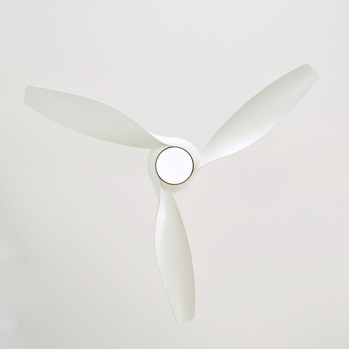 Confort visuel Ventilateur Collection 3TNSM60RZWD Topan Smart LED Ceiling Ventilateur