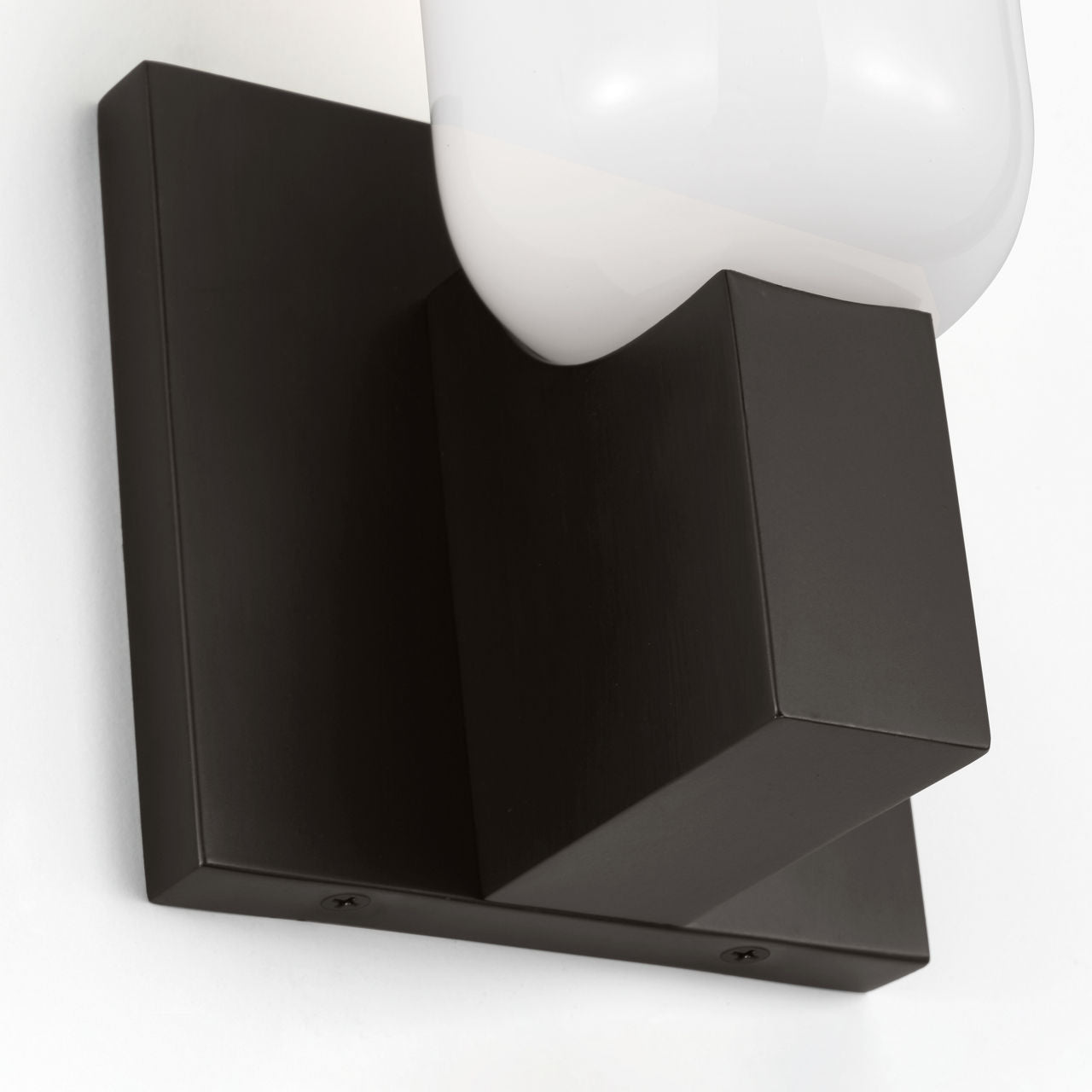 Applique murale Maroux de la collection Visual Comfort Studio LXW1101AI en fer vieilli