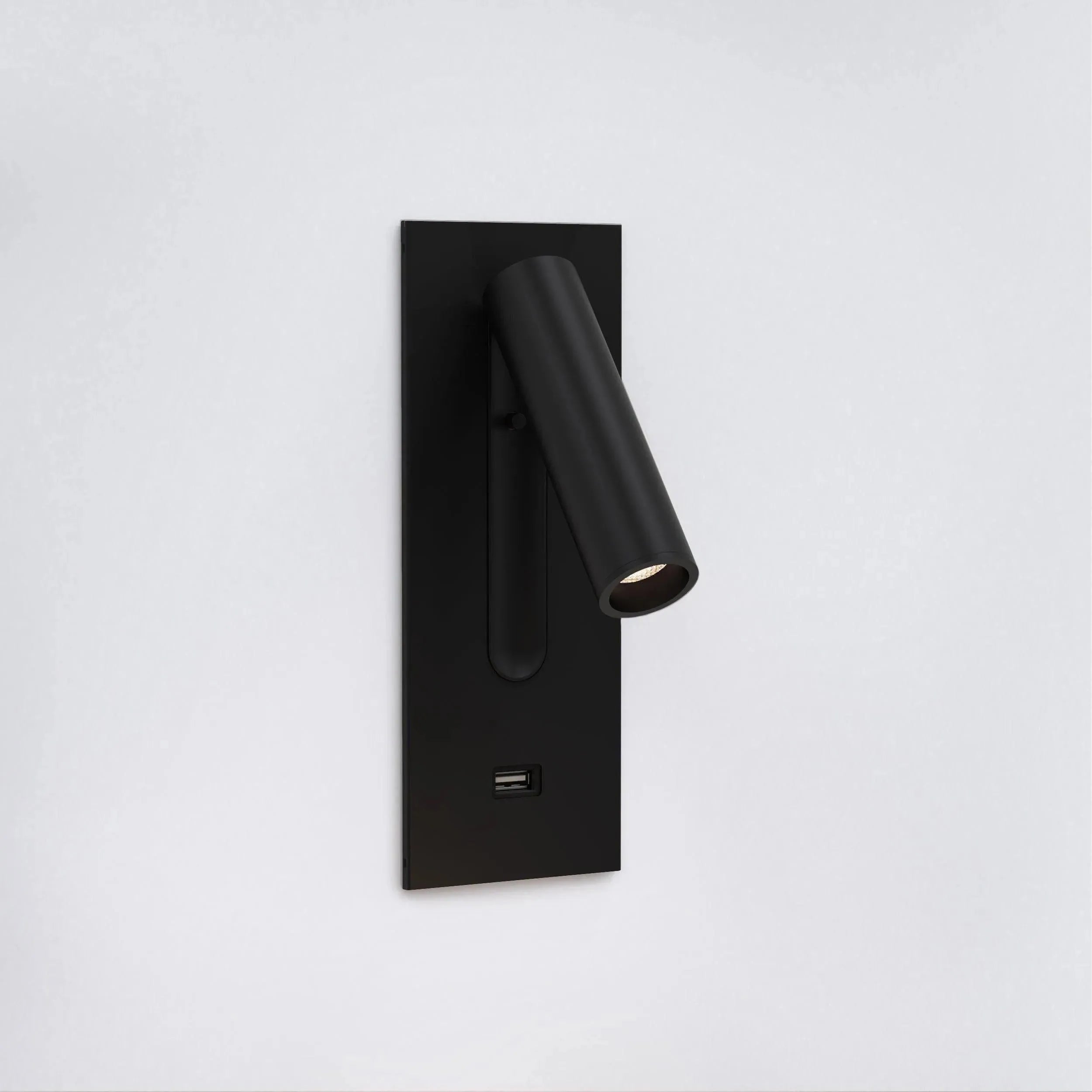 Astro Lighting - Fuse 3 USB - 1215087 | Montreal Lighting & Hardware