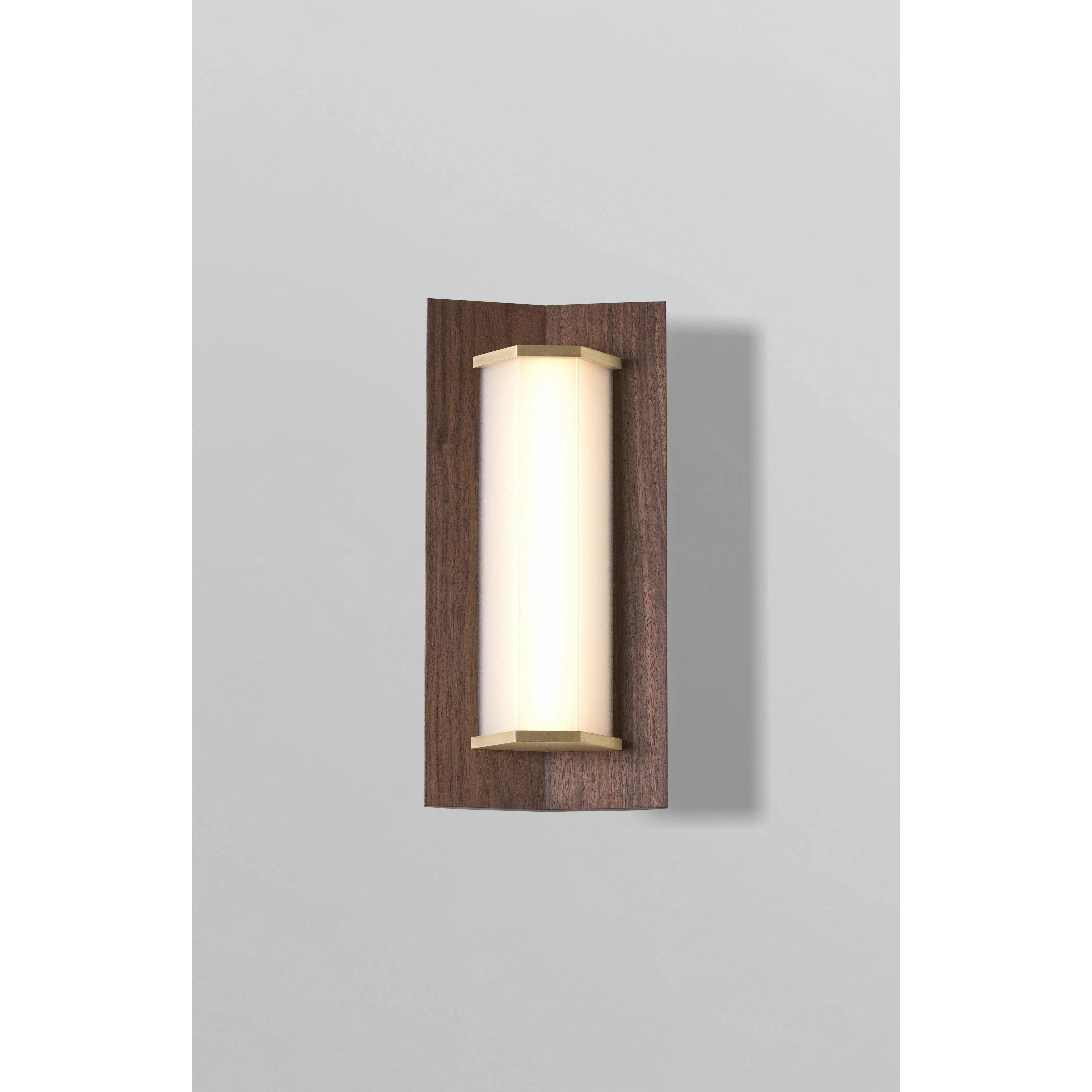 Cerno - Penna LED Wall Sconce - 03-220-16BDD-27P1 | Montreal Lighting & Hardware