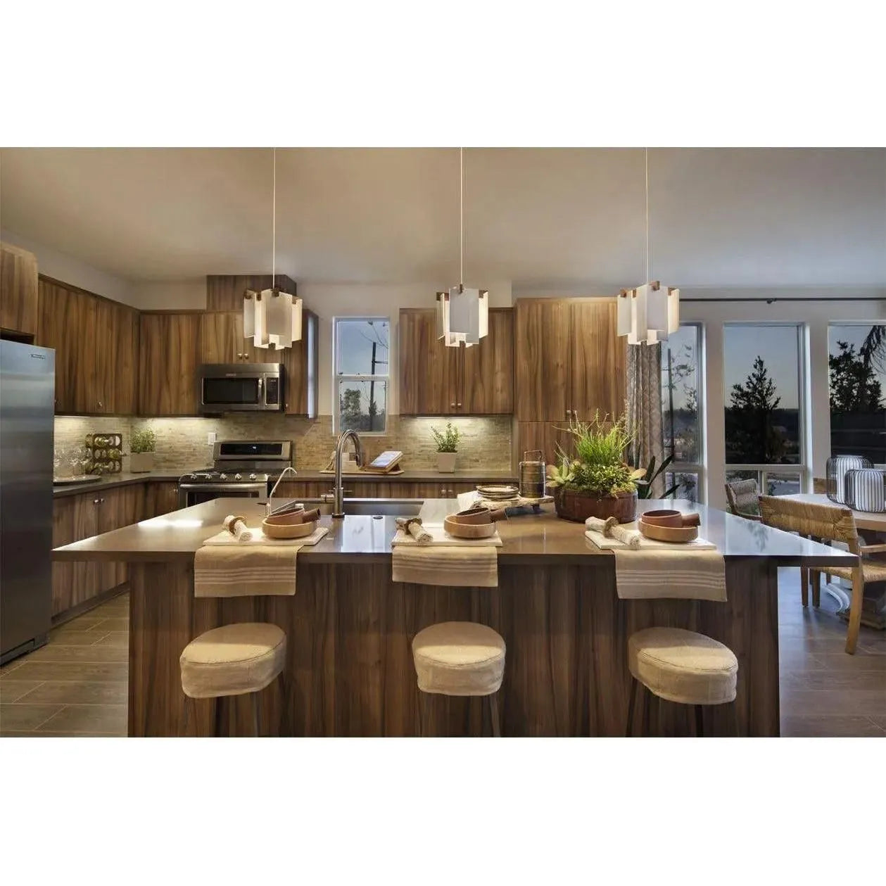 Cerno - Salix LED Accent Pendant - 06-120-WA-27P1 | Montreal Lighting & Hardware