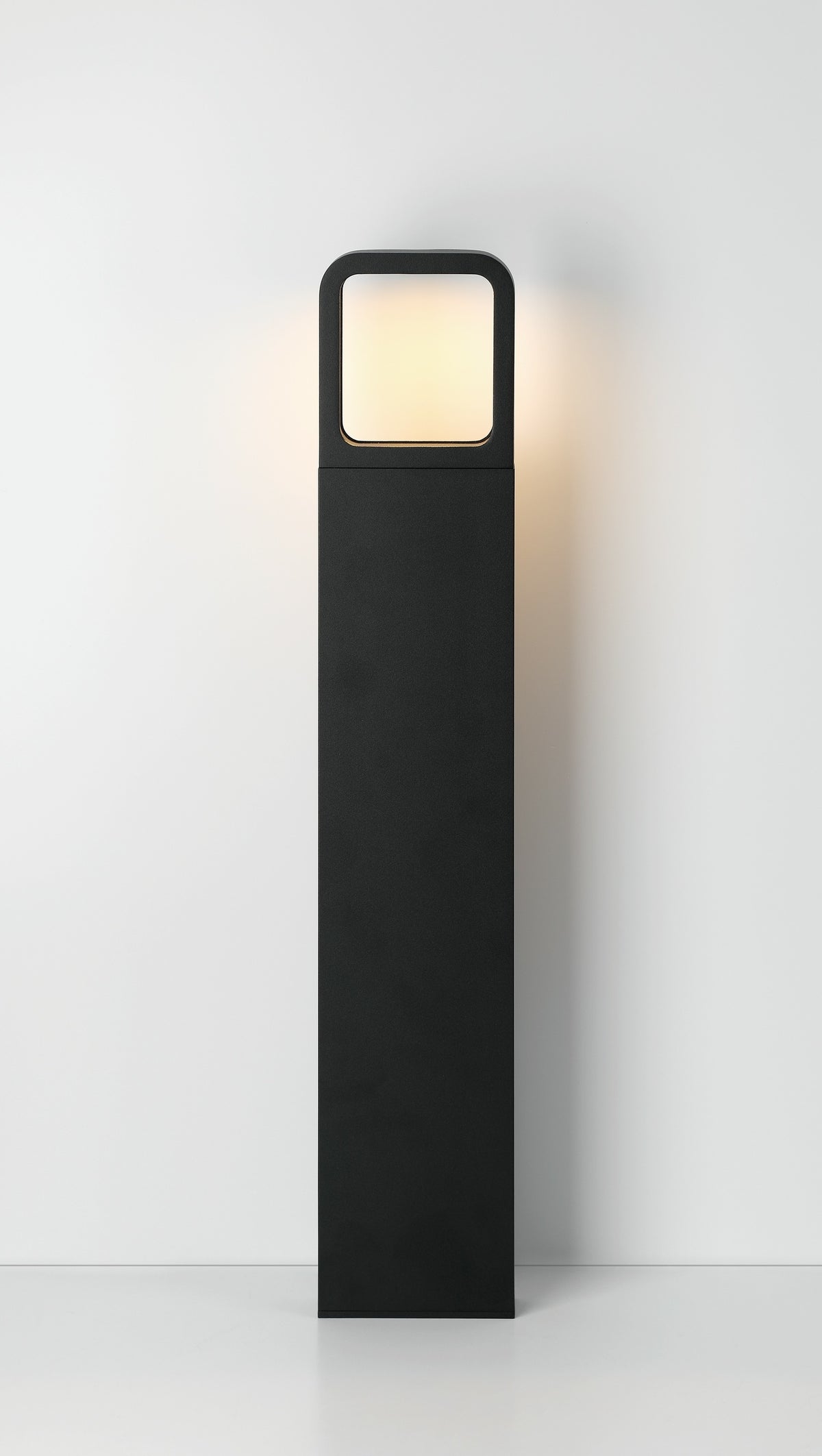 Eurofase 47043-015 RION LED Bollard in Black
