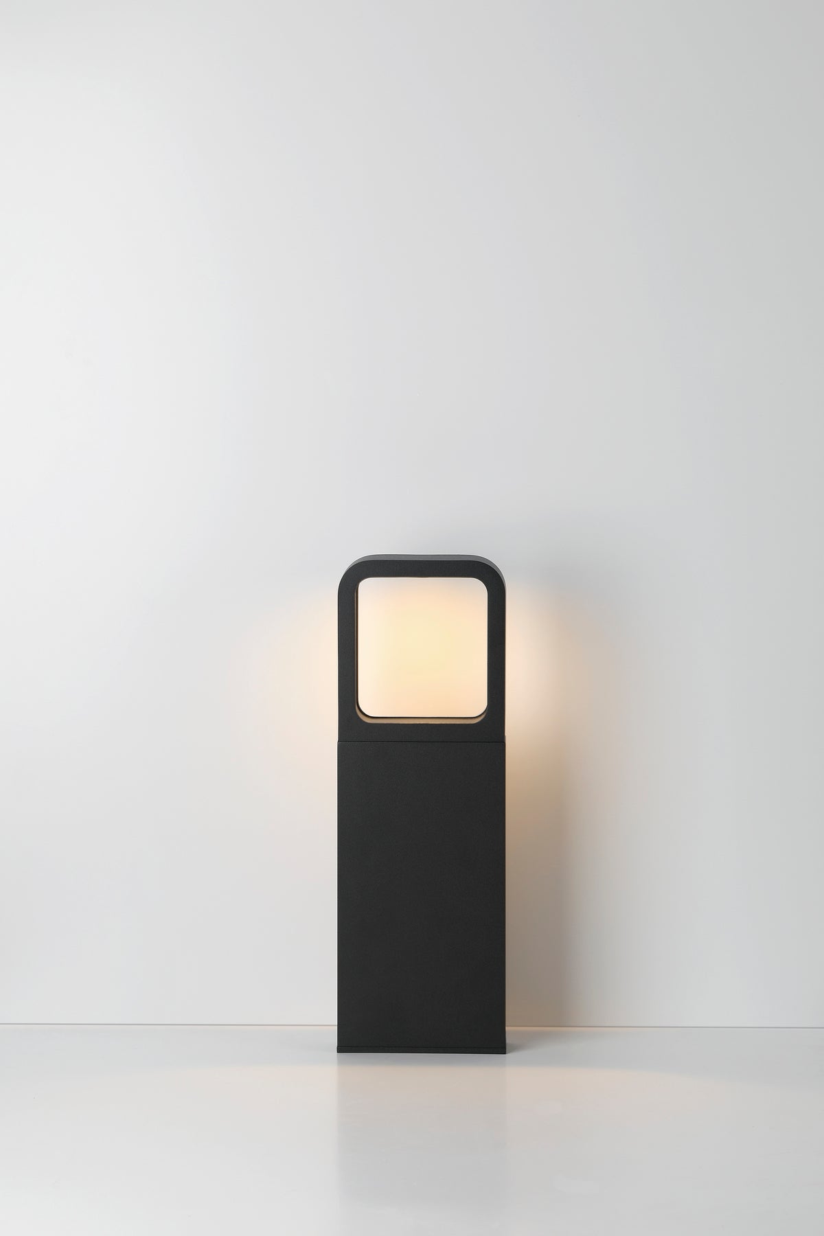 Eurofase 47043-015 RION LED Bollard in Black