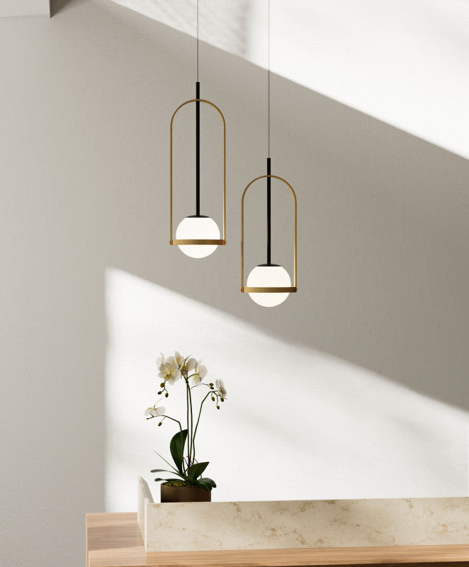 Accord Lighting 1545 Strap Accord Pendant room setting