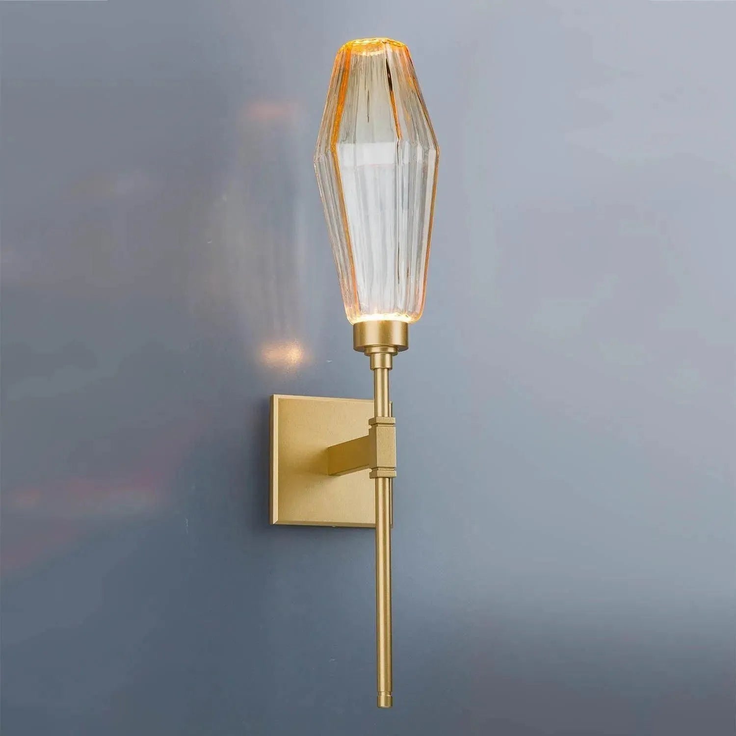Hammerton Studio - Aalto Indoor Belvedere Sconce - IDB0049-07-GB-RA-L1 | Montreal Lighting & Hardware