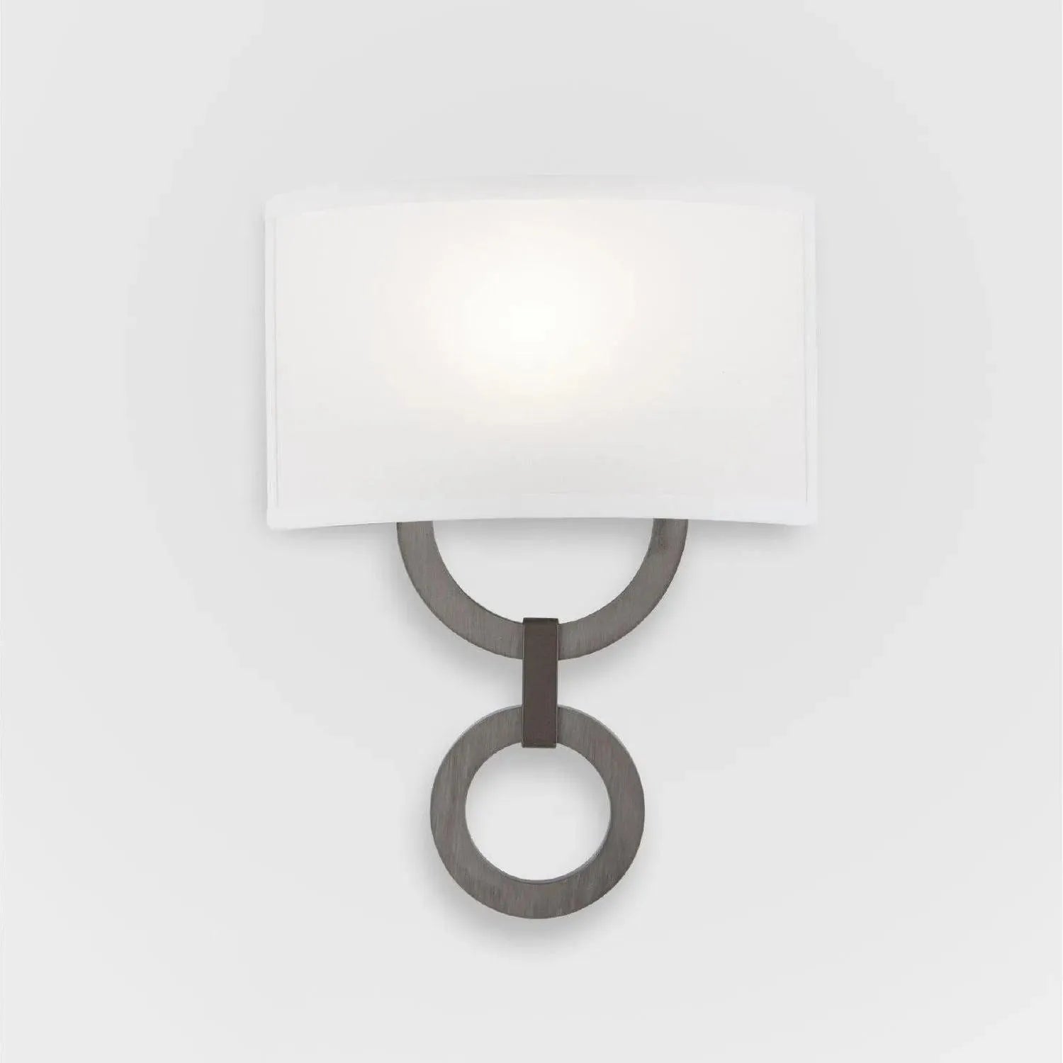 Hammerton Studio - Carlyle Round Link Cover Sconce - CSB0033-0D-SN-SH-E2 | Montreal Lighting & Hardware
