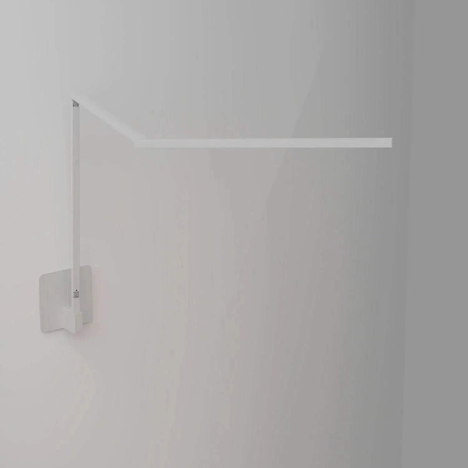Koncept - Z-Bar LED Desk Lamp Gen 4 - ZBD3000-W-MWT-STD-HWS | Montreal Lighting & Hardware