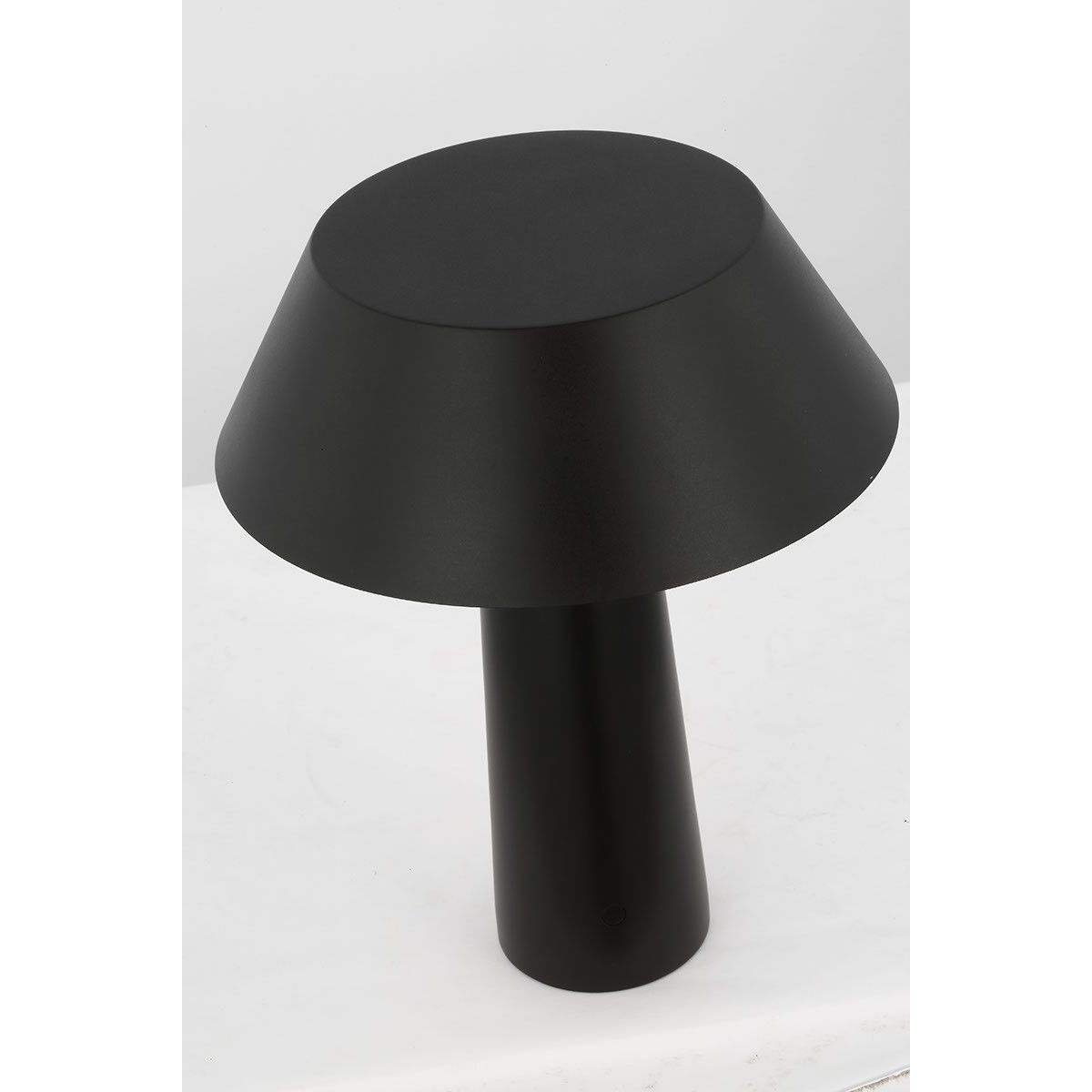 Visual Comfort Modern - SLTB56927B - LED Table Lamp - Sesa - Black