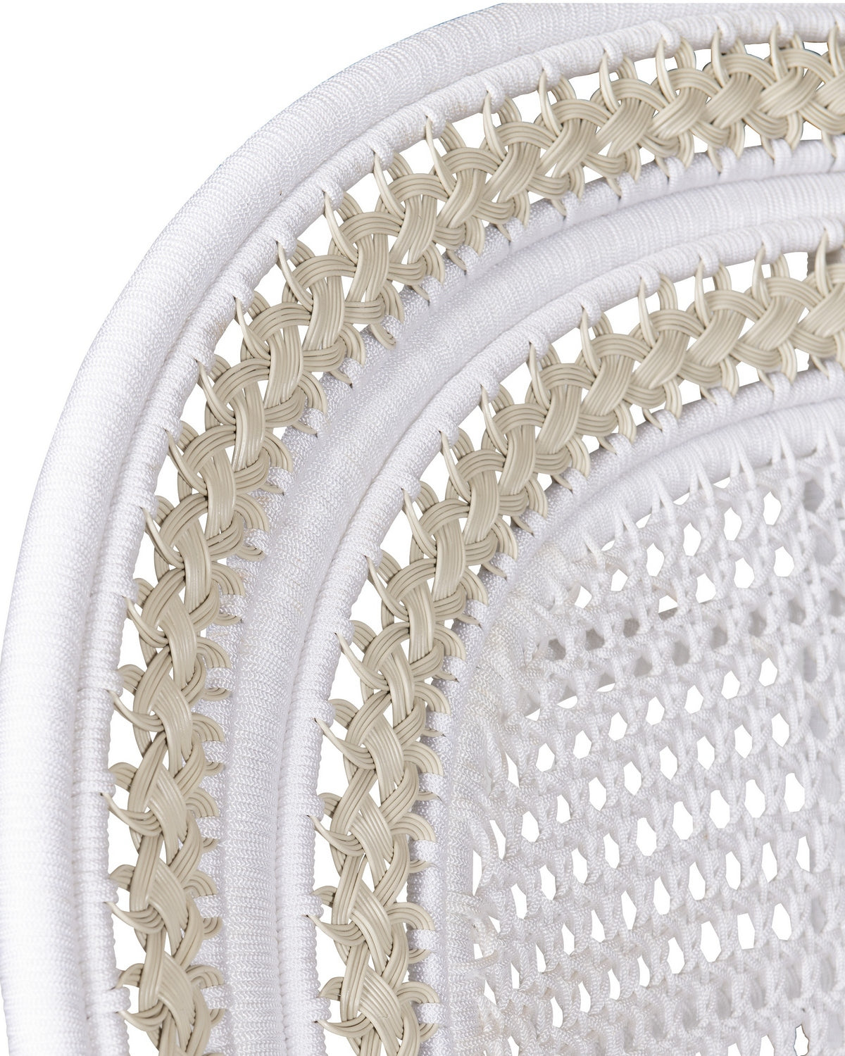 Fauteuil Emanuelle 7000-1072 de Currey and Company, en blanc/naturel