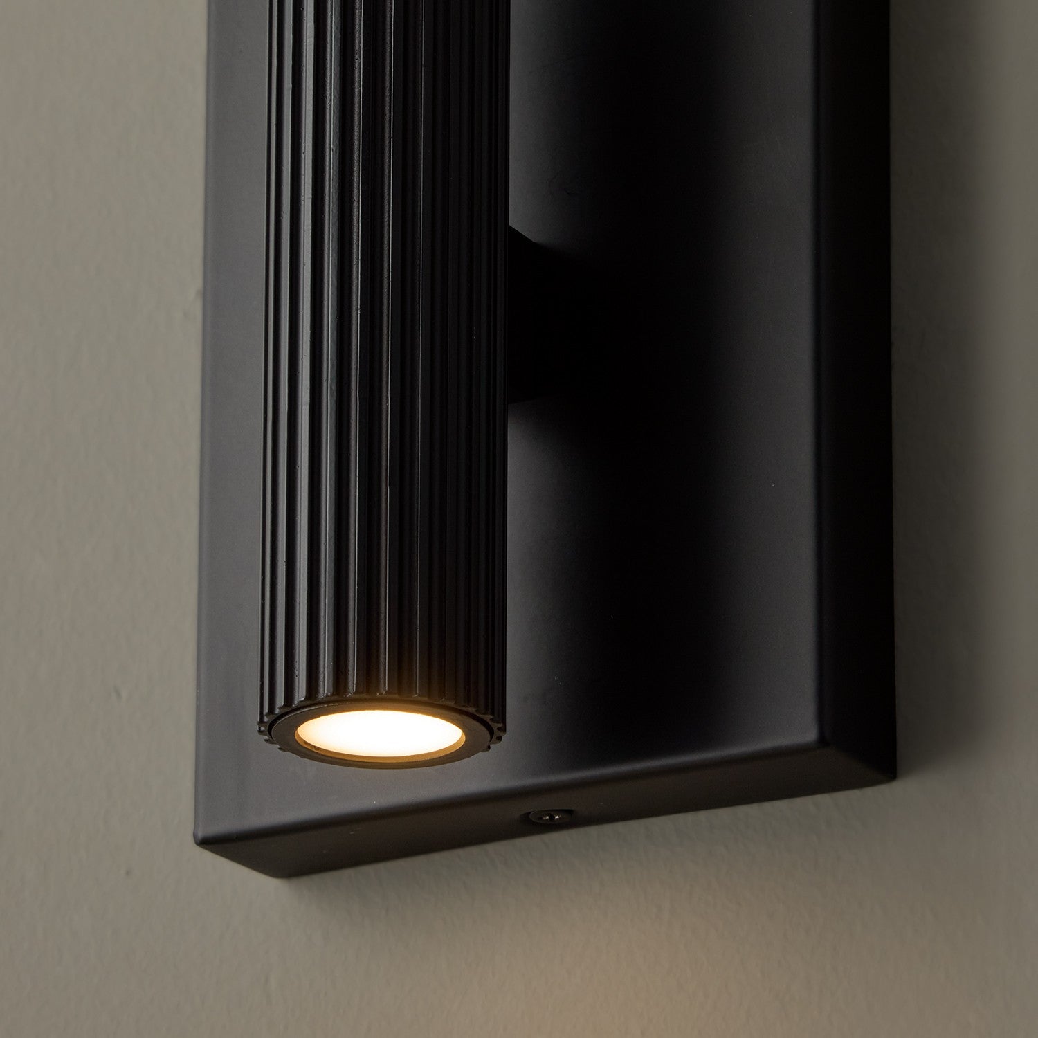Éclairage Capital - 659021MB - LED Murale - Ian - Noir mat