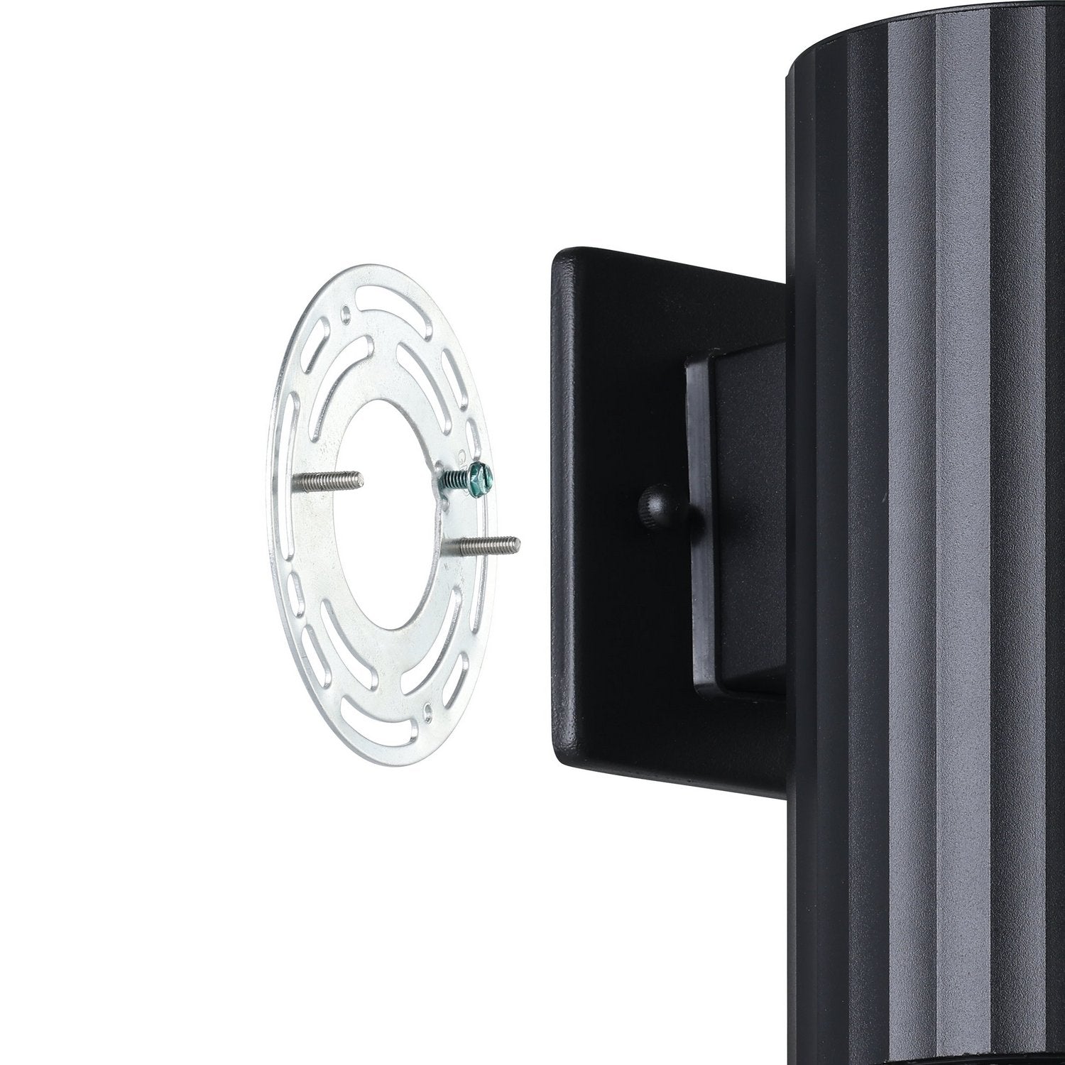 Eglo Canada - 207117A - One Light Exterior Wall Sconce - Portillo - Black