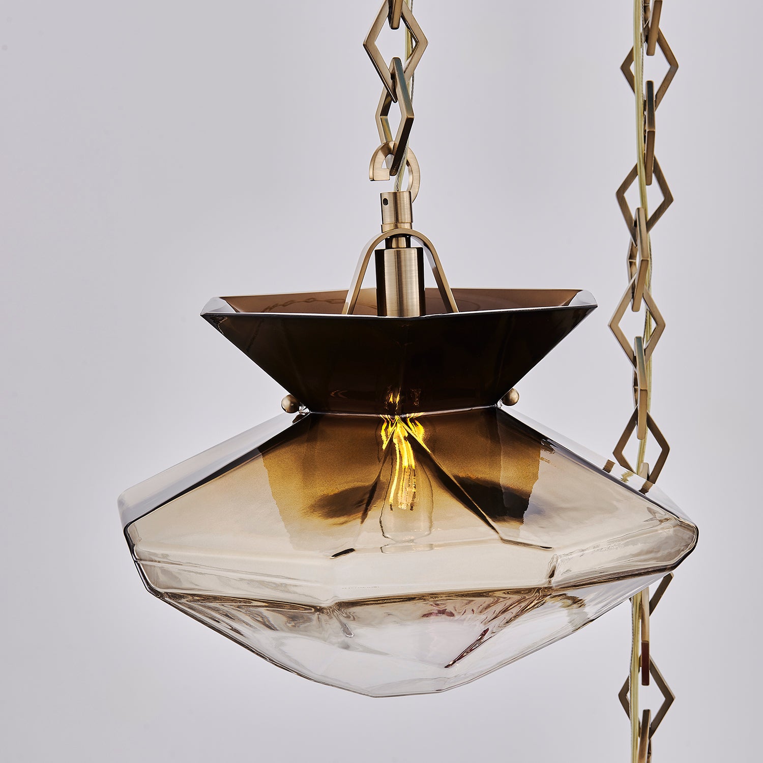 Kalco - 528351WB - Trois lumières Suspendu - Bolsa - Laiton d'hiver