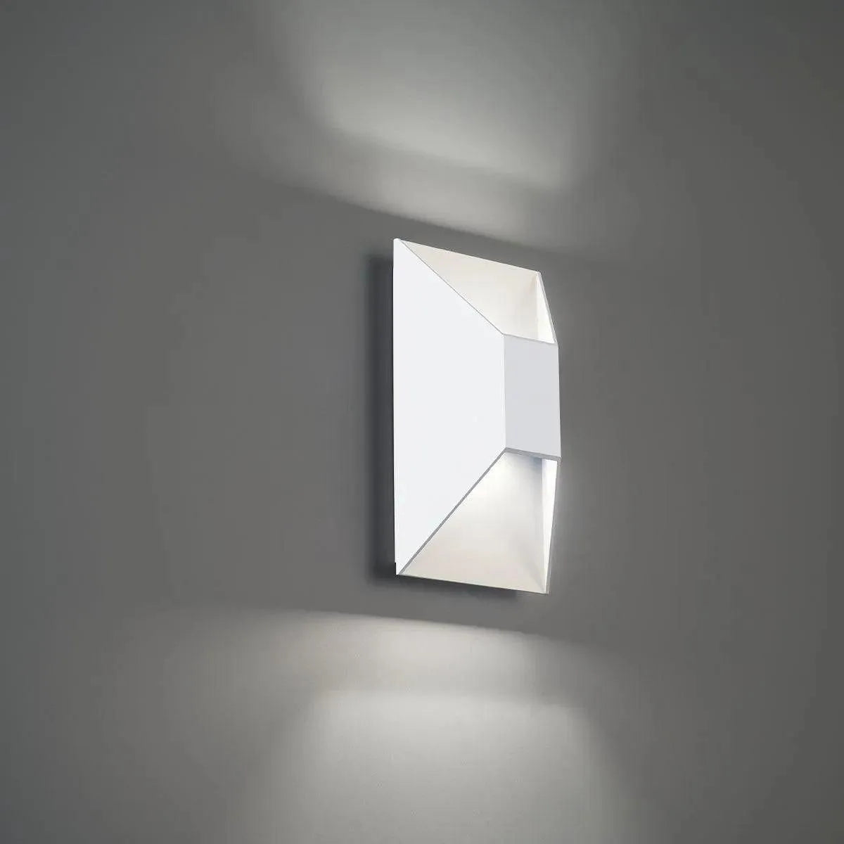 Modern Forms - Maglev LED Outdoor Wall Light - WS-W24110-30-WT | Montreal Lighting & Hardware
