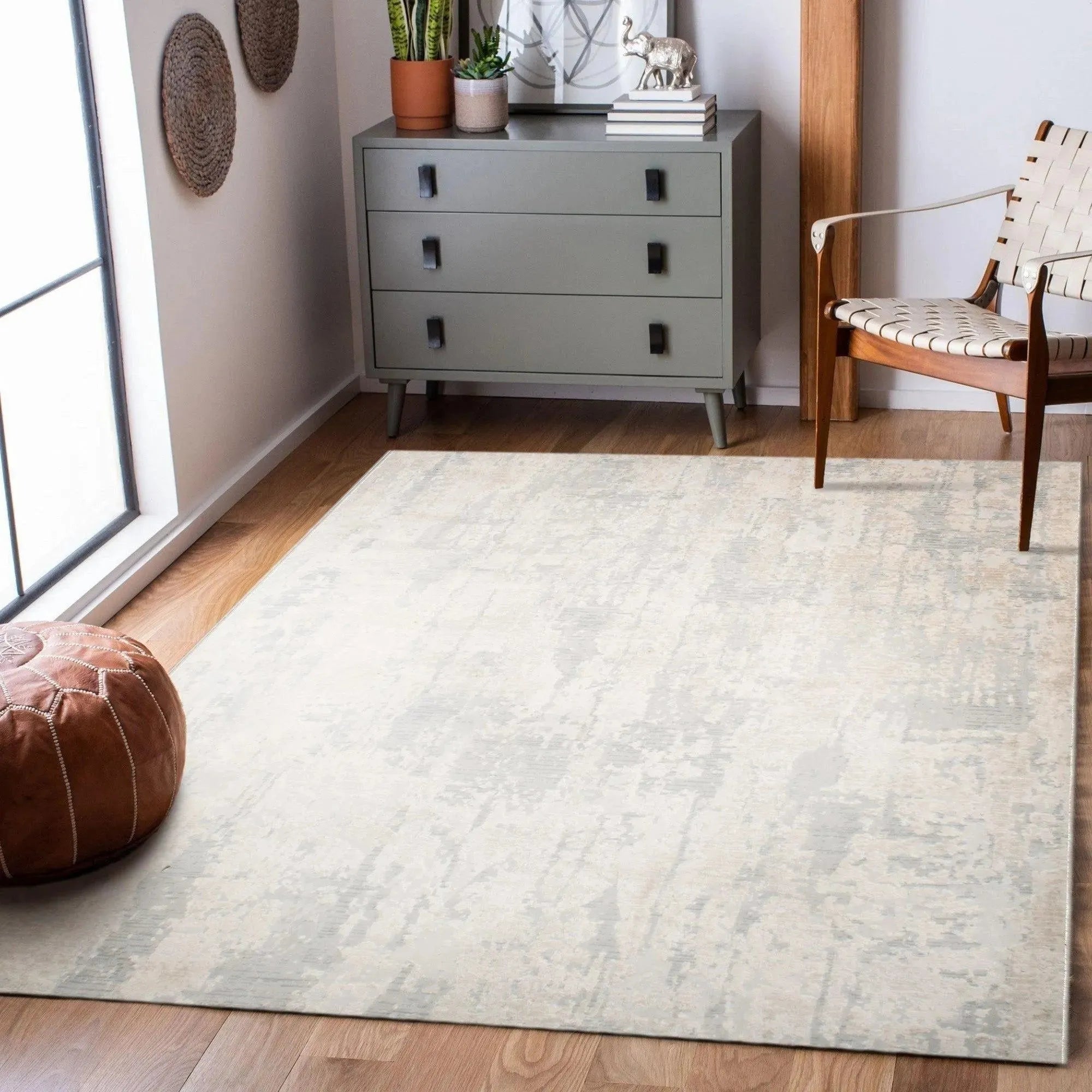 Renwil - Ariella Rug 18642 - RARI-18642-1013 | Montreal Lighting & Hardware
