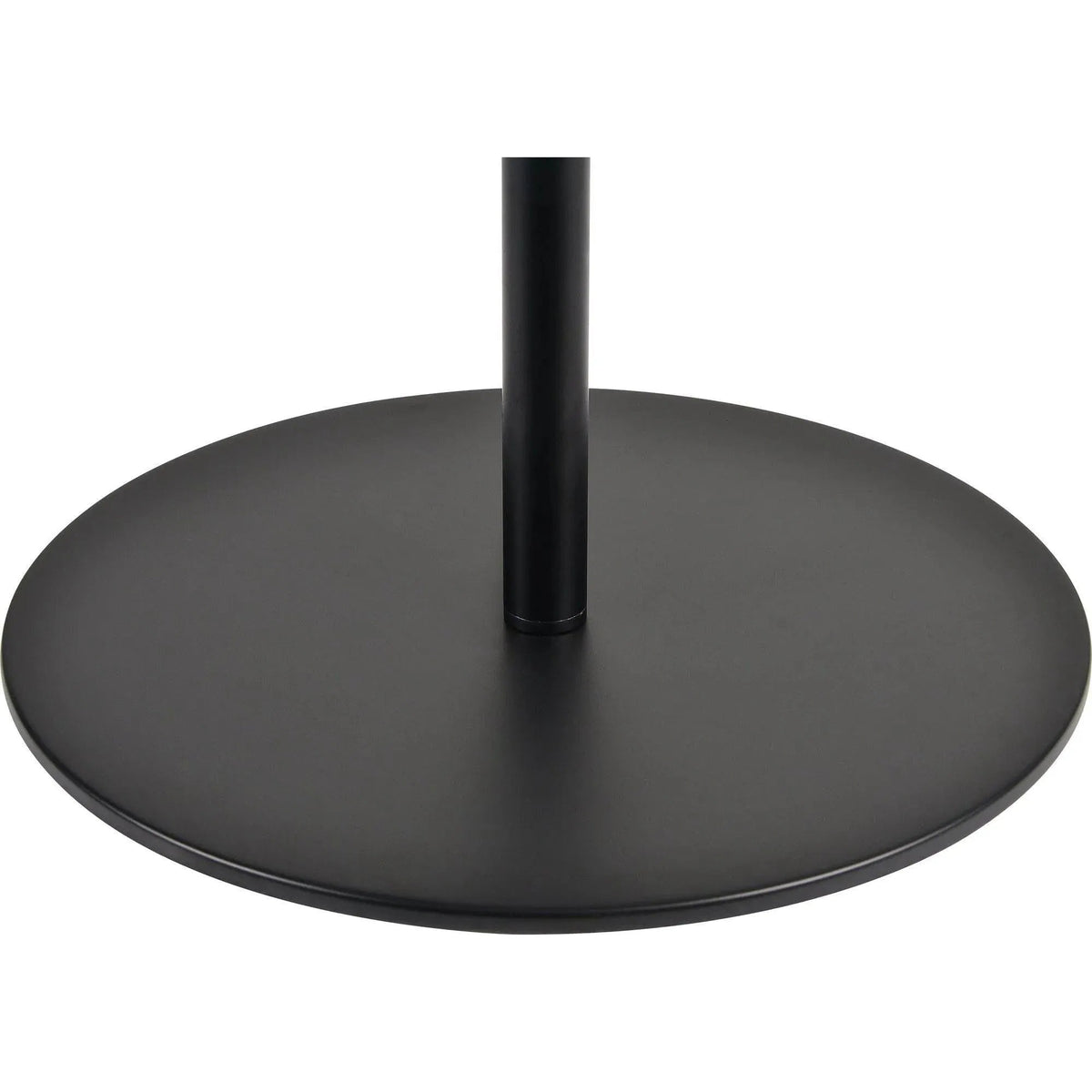 Renwil - Lampadaire Nevin - LPF3139 | Montreal Luminaire & Quincaillerie