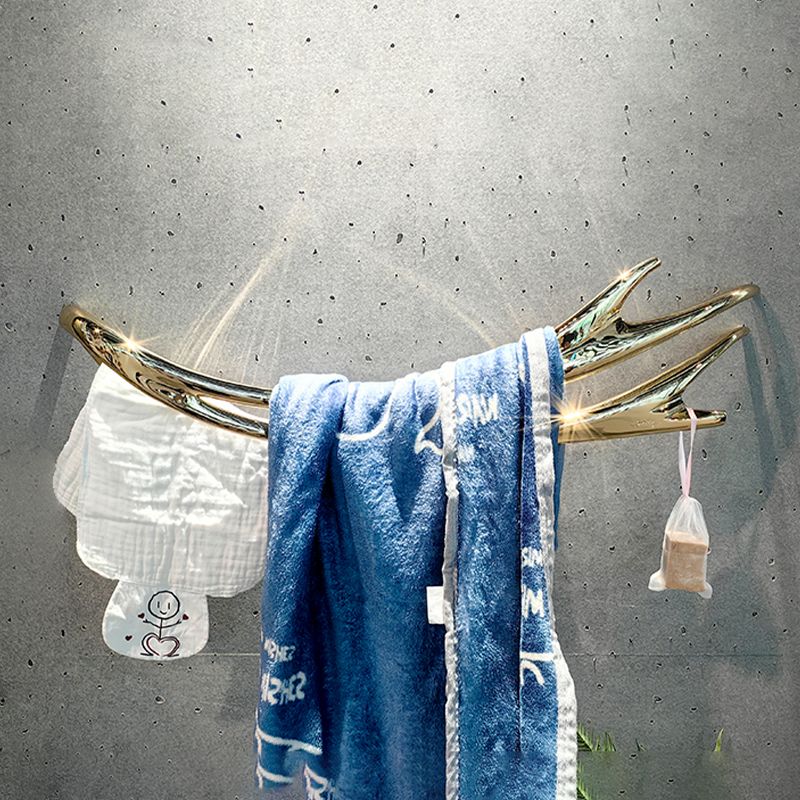 P&Bhusri S2-M-PWH-N Golden Antlers Towel Warmer in Porcelain White
