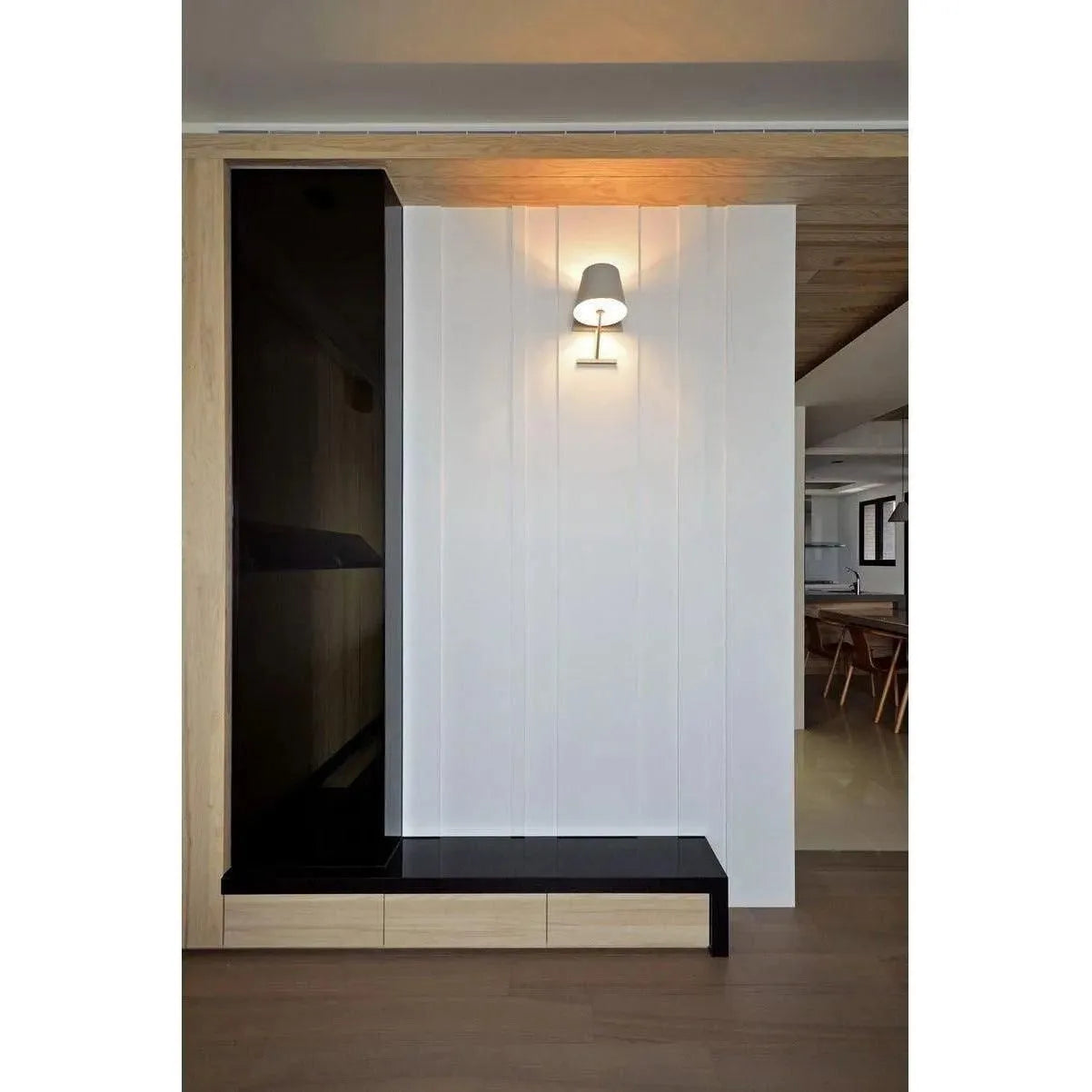 Seed Design - Concom Wall Lamp - SQ-513MW-BK | Montreal Lighting & Hardware