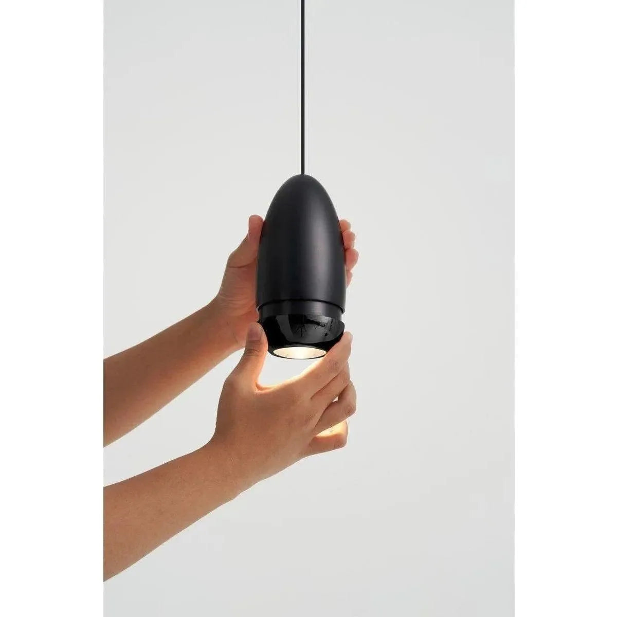 Seed Design - DAWN Pendant Light - SLD-81P-BK | Montreal Lighting & Hardware