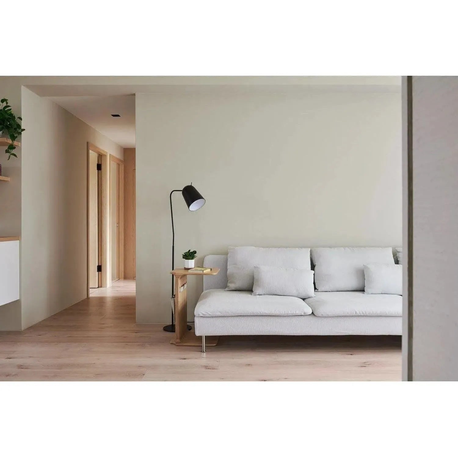 Seed Design - Dodo Floor Lamp - SQ-218FR-BK | Montreal Lighting & Hardware