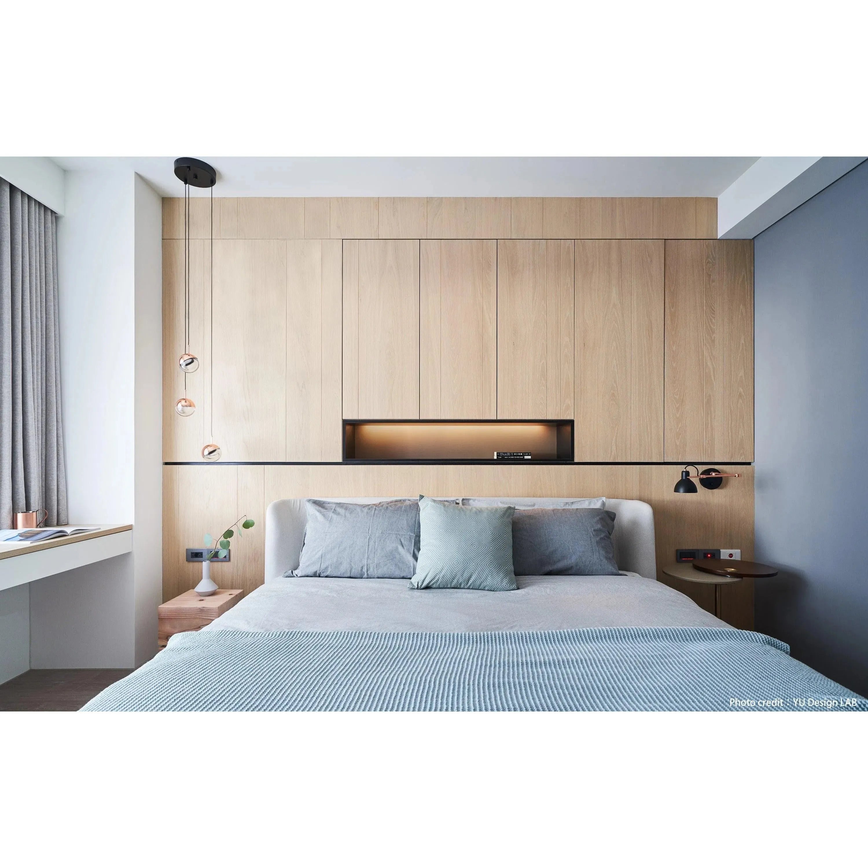 Seed Design - Dora Pendant Light 3 - SLD-1010P3-CPR | Montreal Lighting & Hardware