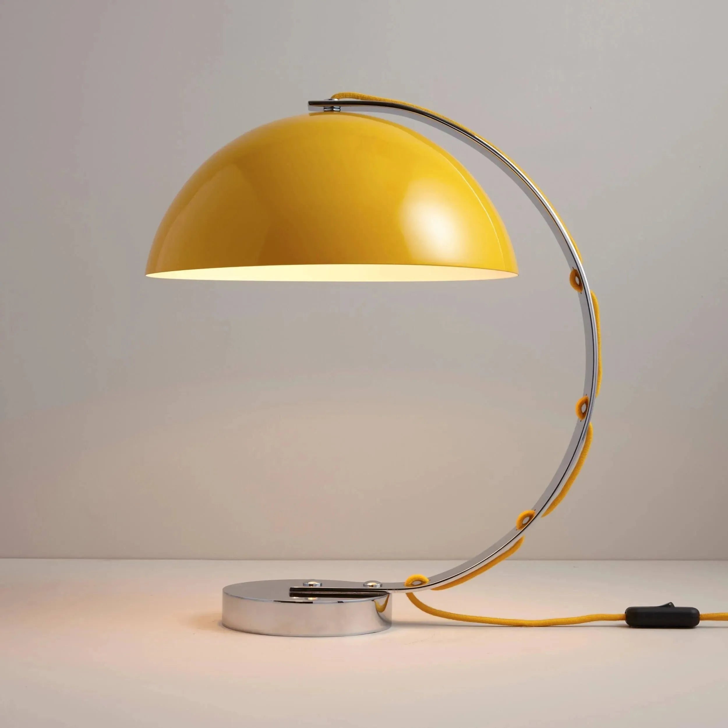 Original BTC - London Table Light - US-FT462Y | Montreal Lighting & Hardware